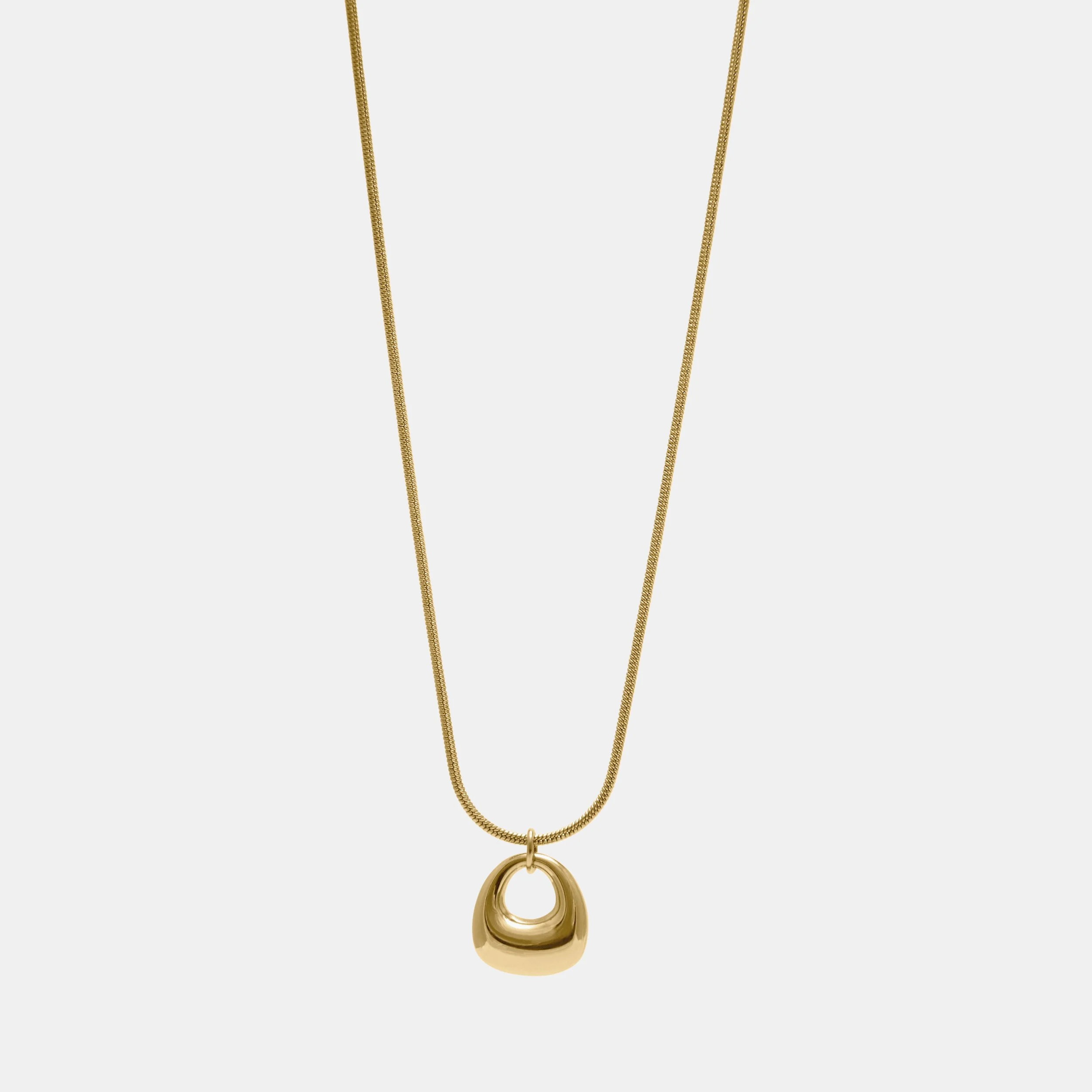PEBBLE PENDANT NECKLACE ON SNAKE CHAIN