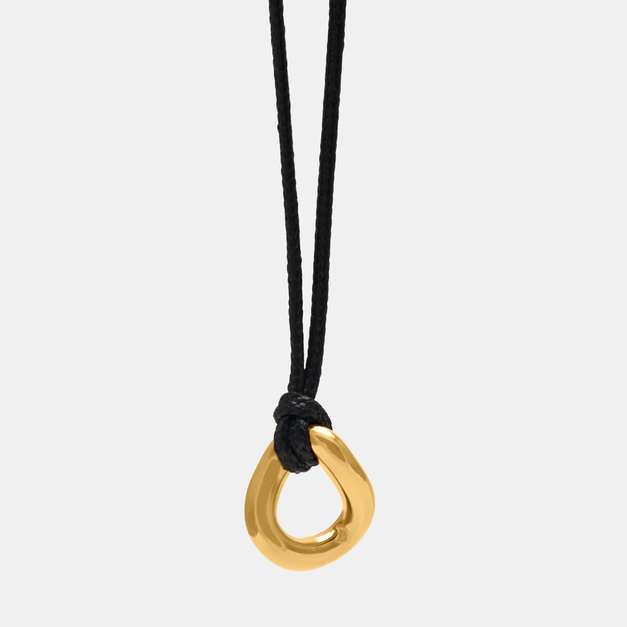 CHAIN LINK PENDANT ON CORD