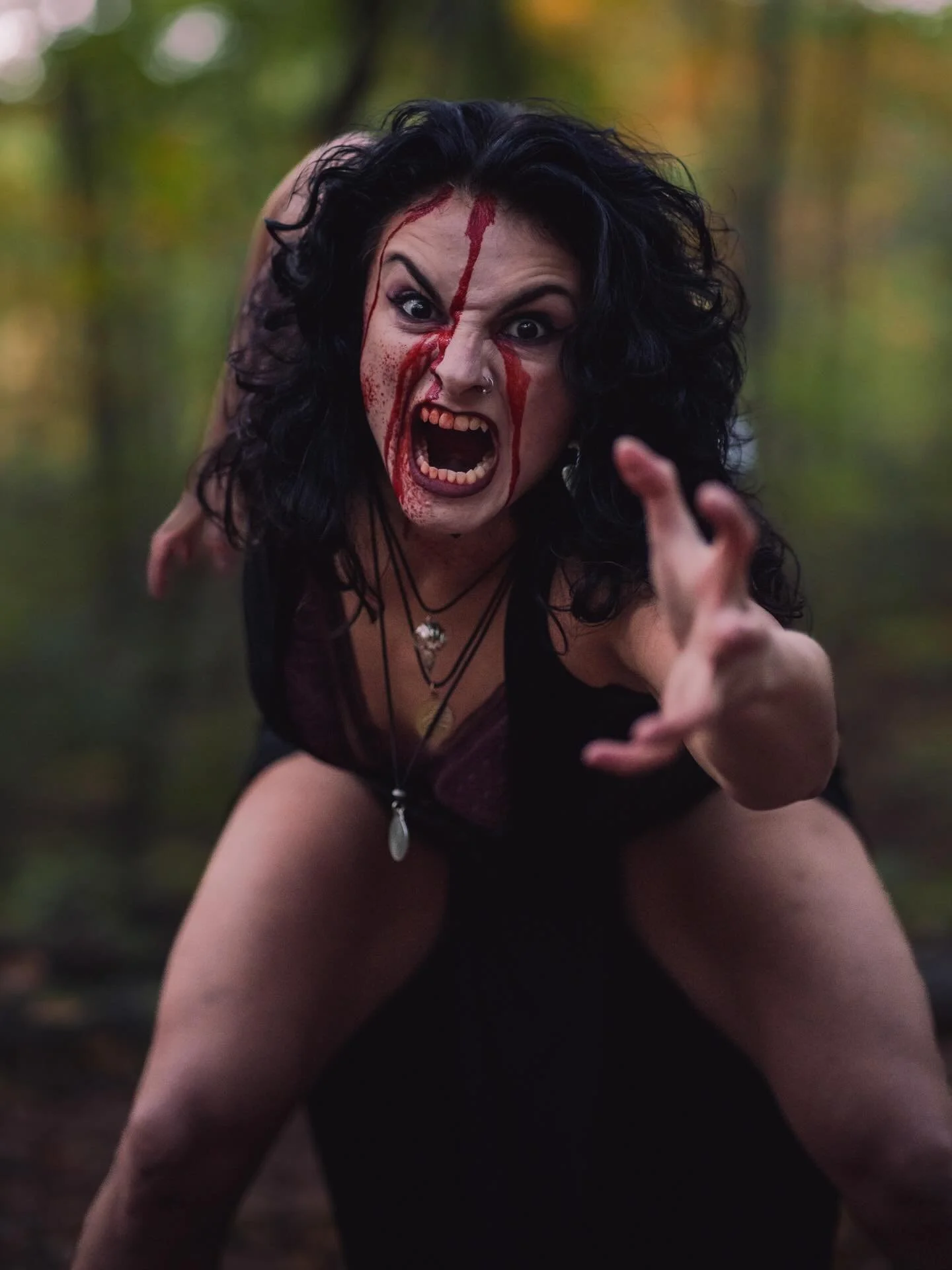 Burn me at the stake. 
📸: @ghost_shoots 
More #musclemonday from this witch. Been working on stuff lately for my personal training work so I&rsquo;m low on new content, especially gym stuff. But this shoot never gets old to me. So, here ya go. Attac