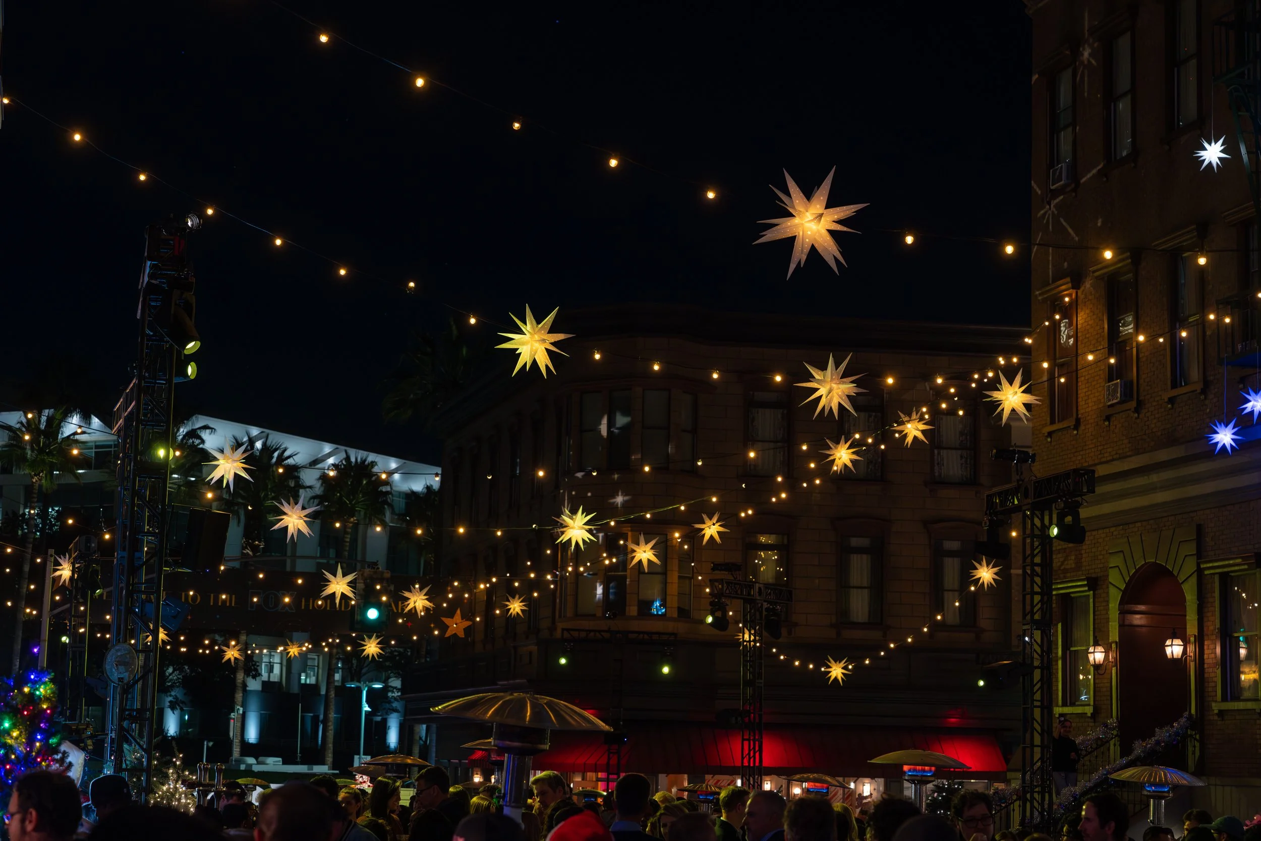 Copy of Fox-Holiday-2025-170.jpg