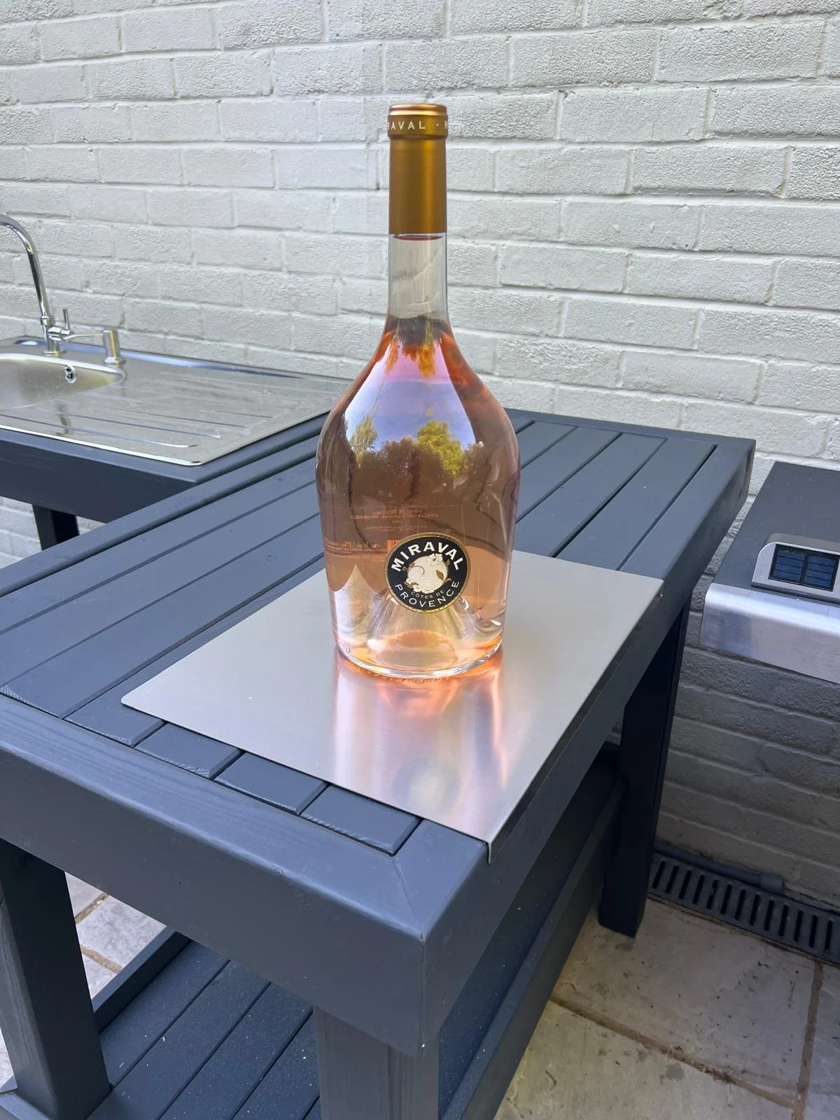 Modular outdoor pizza table