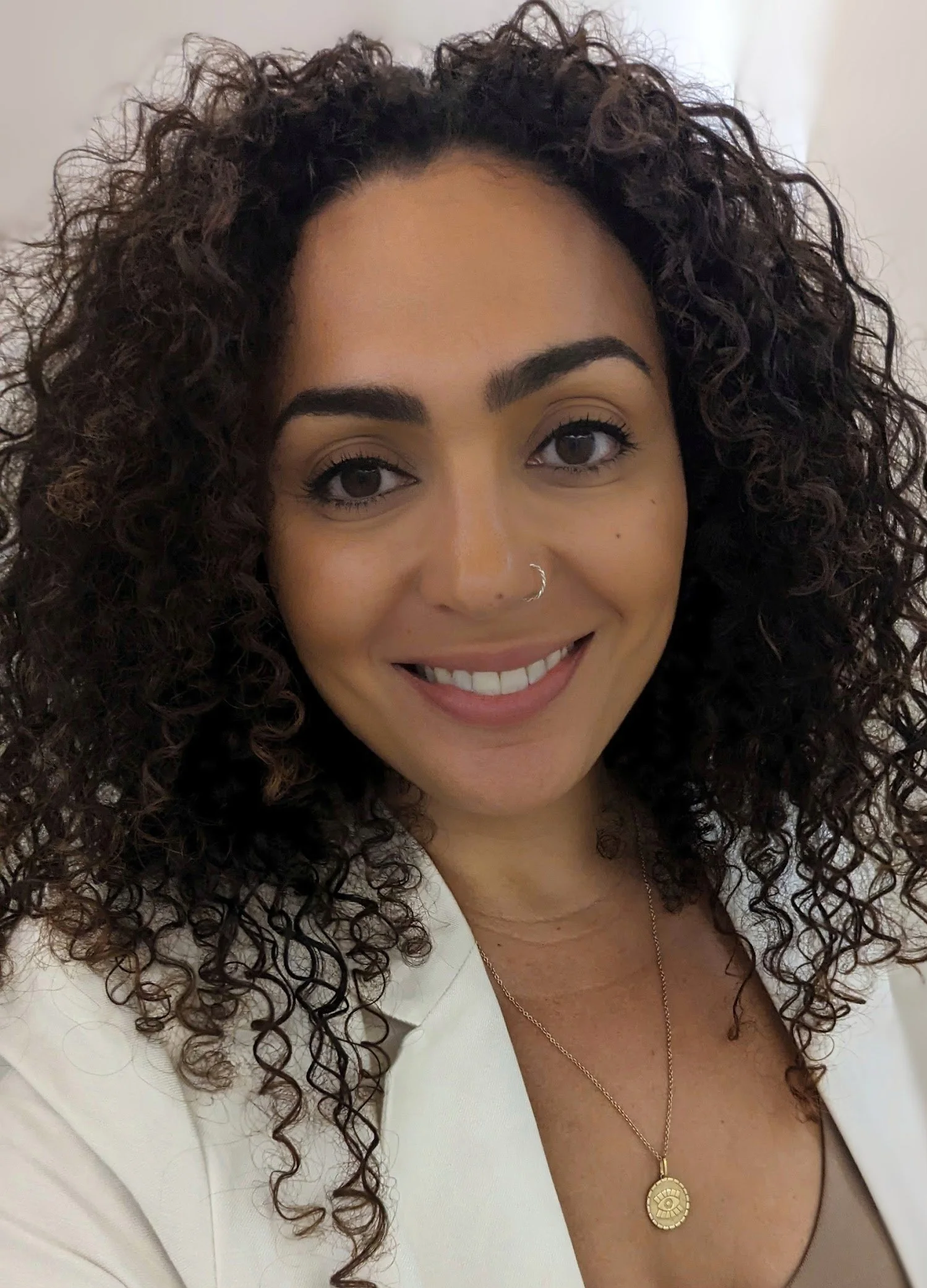 Stephanie Abouatallah: keynote speaker, business consultant, coach and growth leader with experience at Amazon, Google & Pinterest.