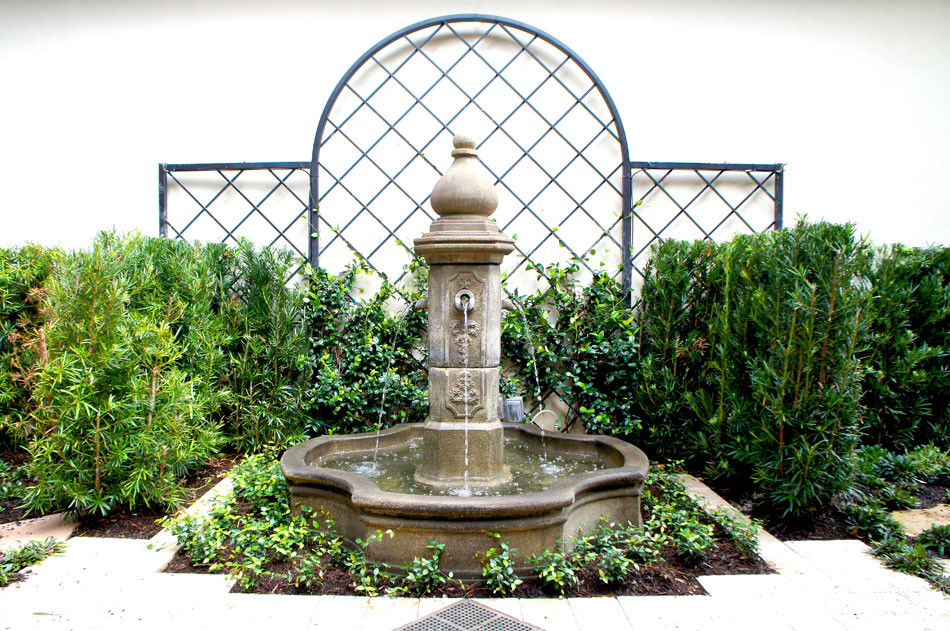Tilton_1-950x631.jpg