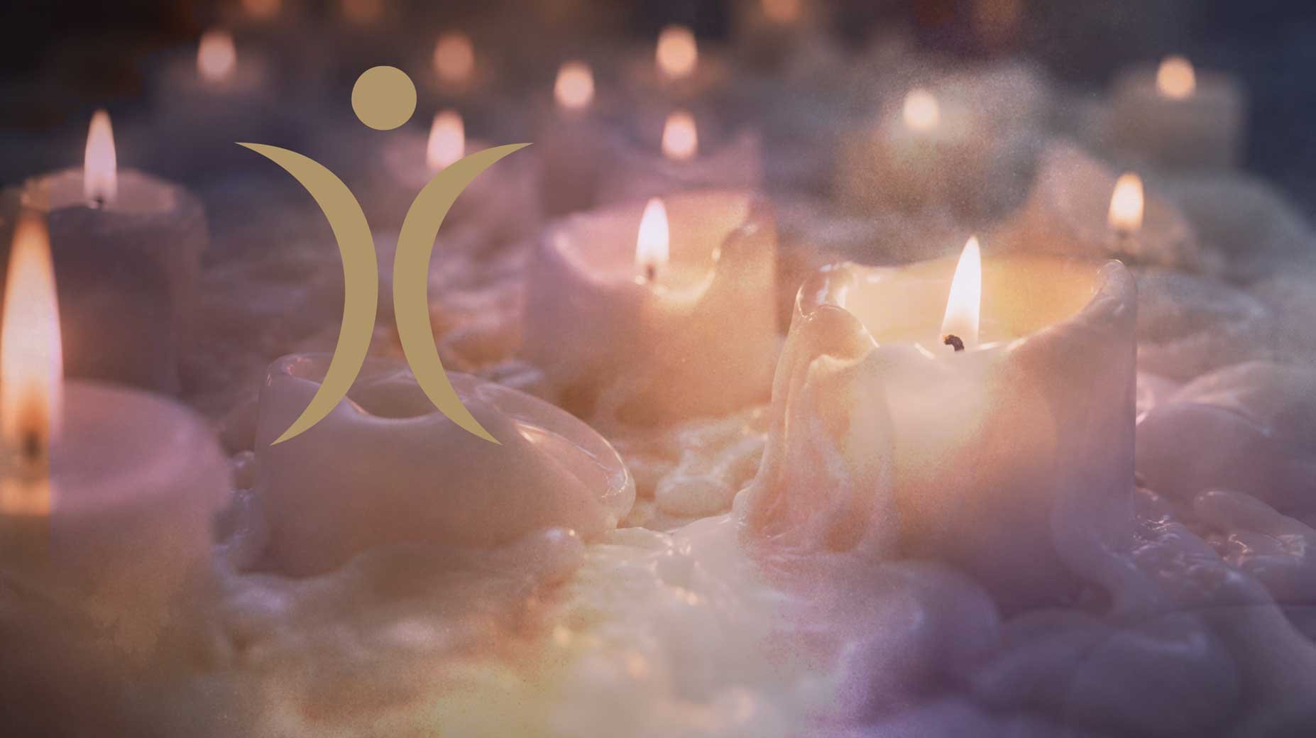Spiritueller Salon Shivarati – goldenes Symbol im Kerzenschein, offener Abend spirituelle Gemeinschaft Mülheim