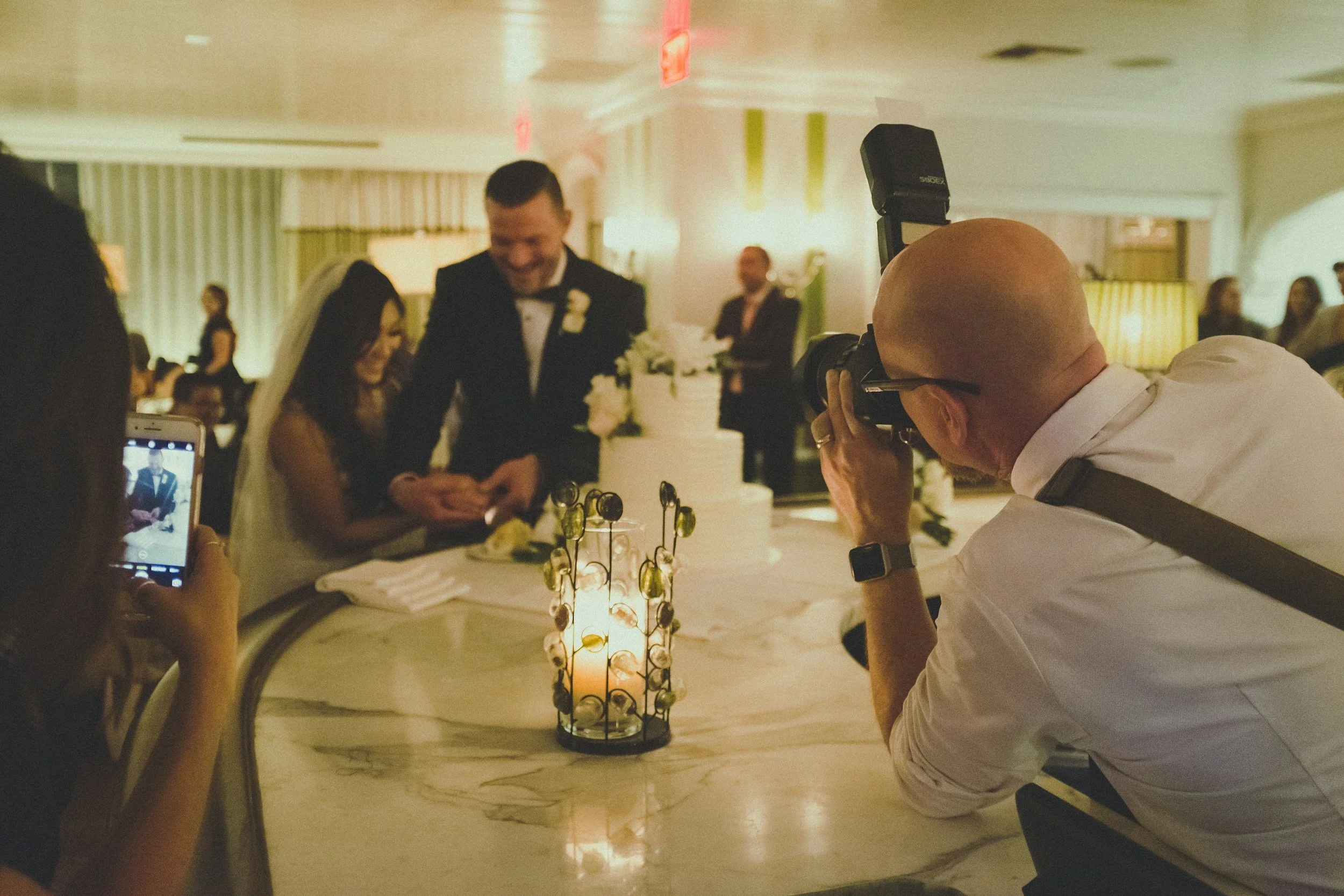 Fotografía documental de bodas: la tendencia 2026
