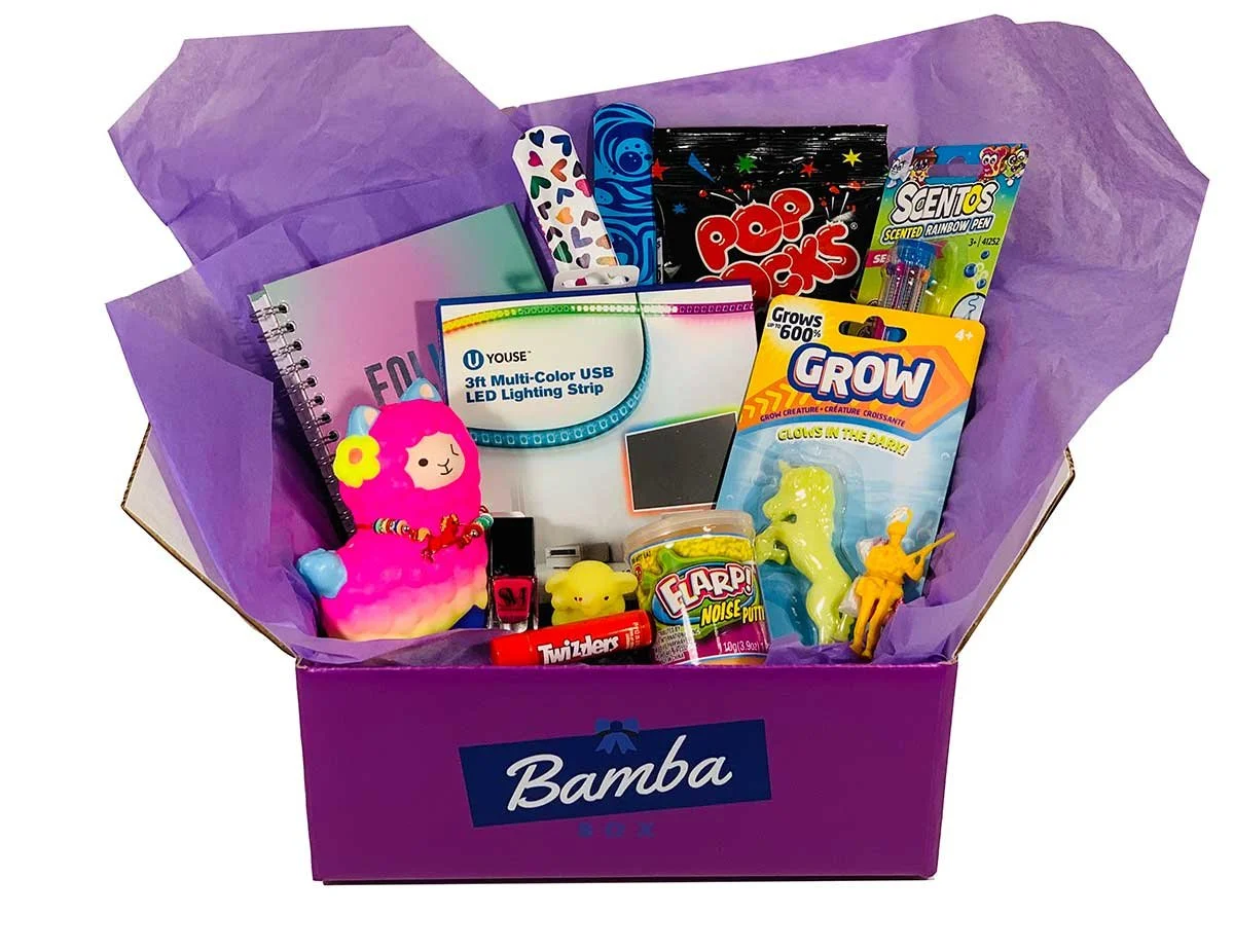 bamba box girl 3.jpg