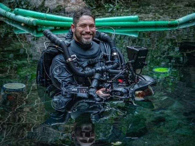 Jason Boswell is an award-winning underwater cinematographer.  He brings nearly two decades of extreme-environment expertise to landmark international productions for Apple TV+, Netflix, and Nat Geo.