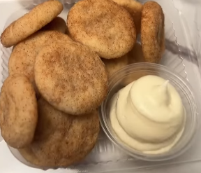 Snickerdoodle Dunkaroo with Cream Cheese Frosting
