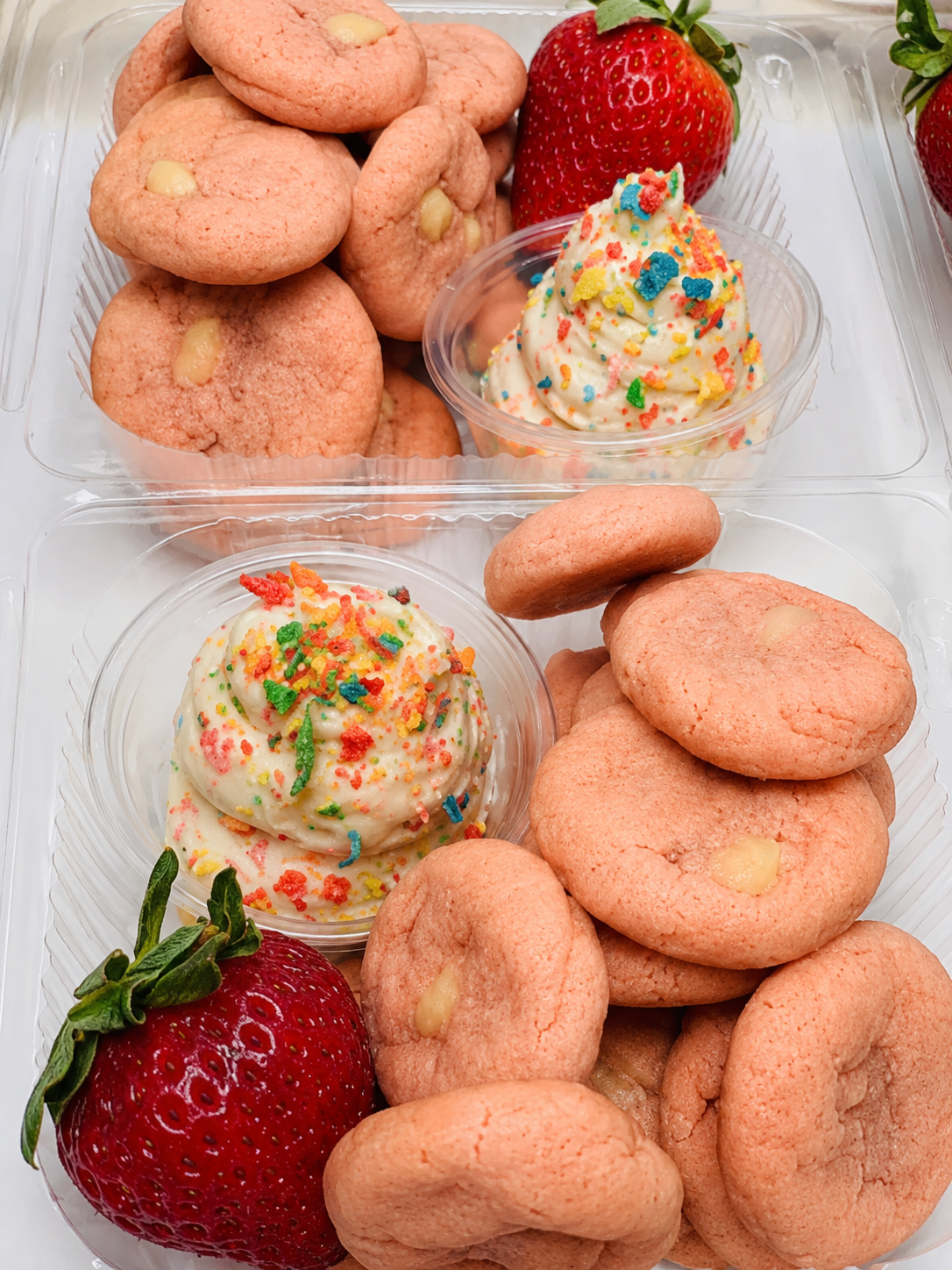 Strawberry Fruity Pebbles Dunkaroos