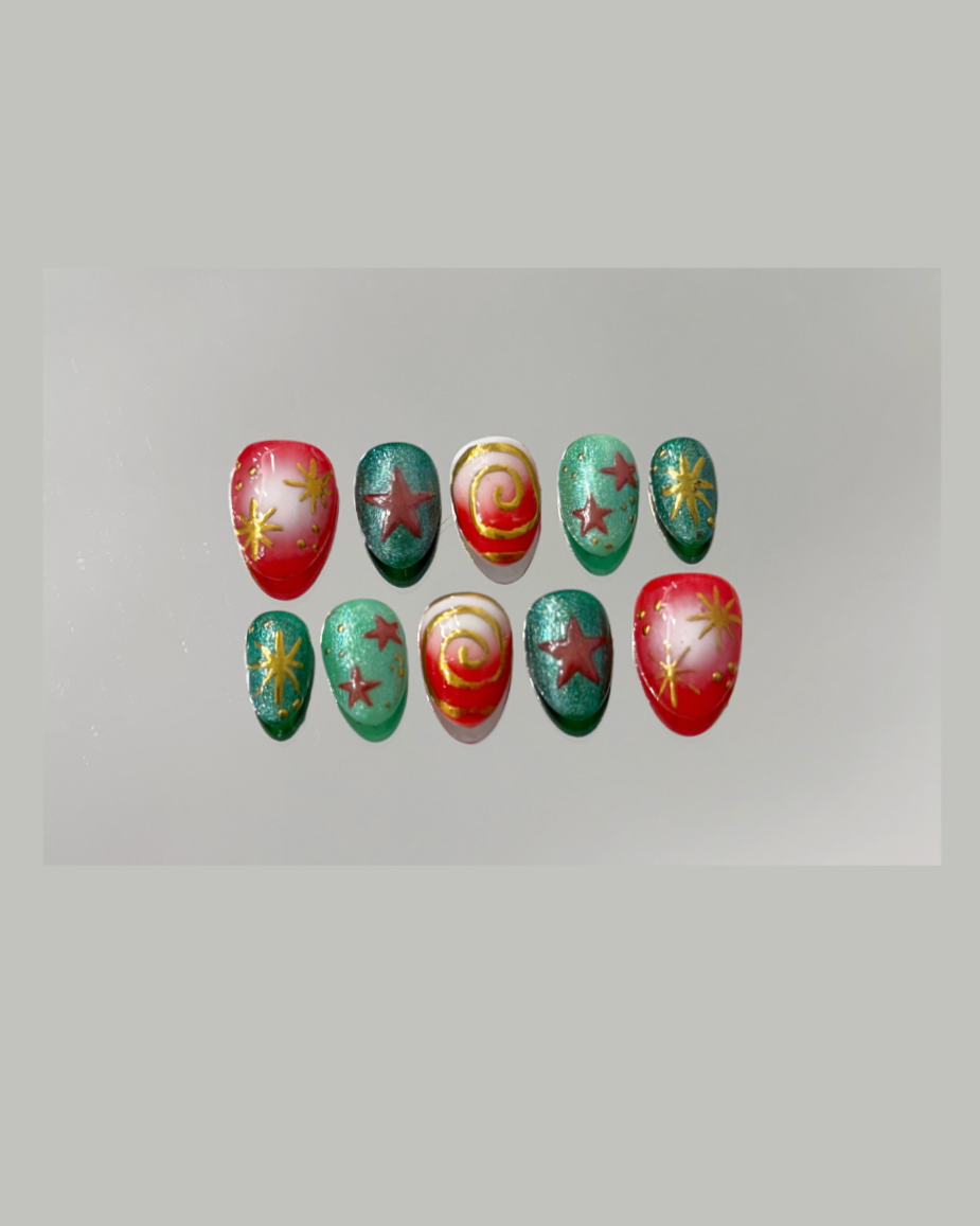 Red Green and Gold Press on Nails