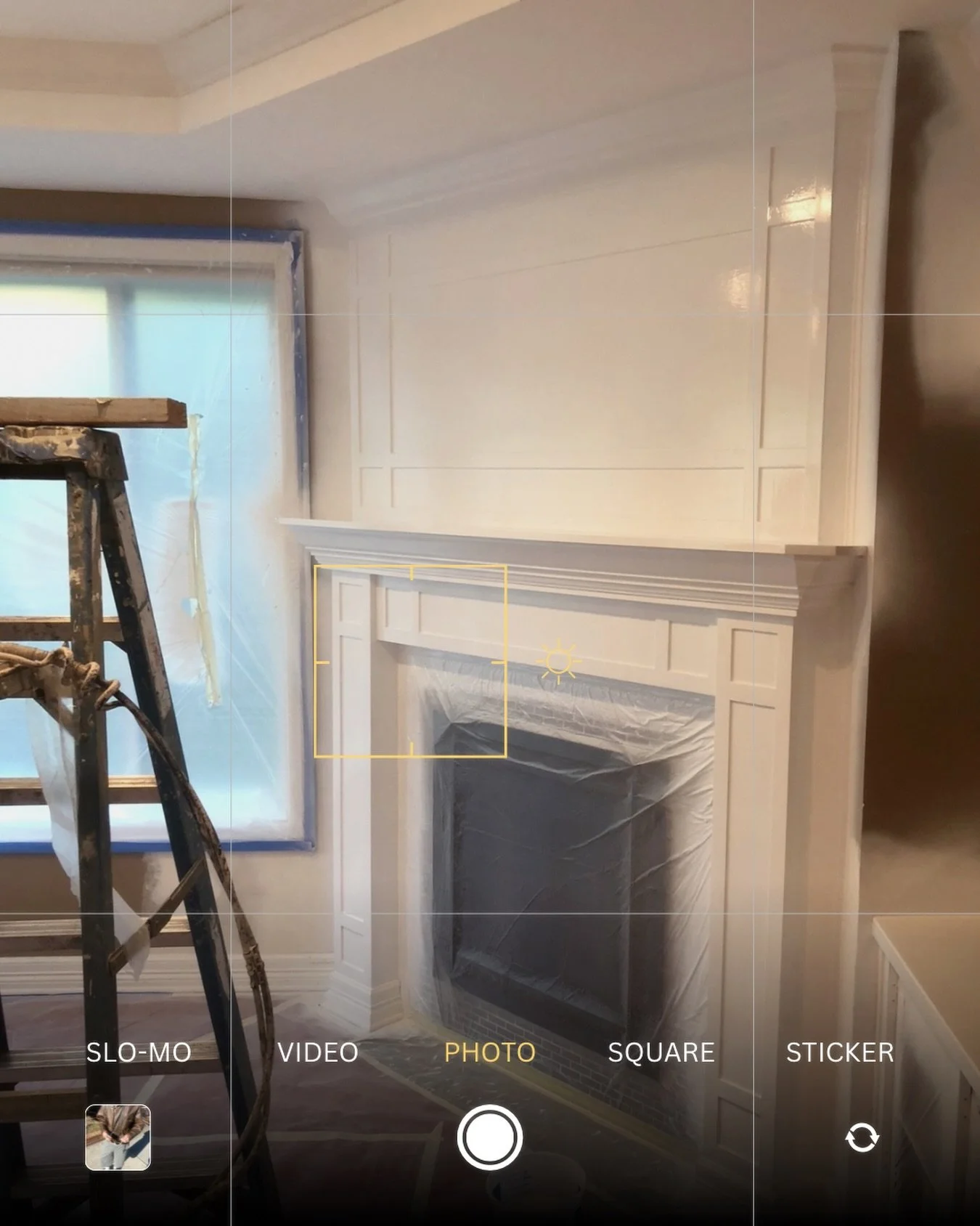 Not exactly holiday-card ready yet? 😅 We can fix that. Lyon&rsquo;s Building &amp; Construction- get your home guest-ready before the season hits. 

DM us or call today!