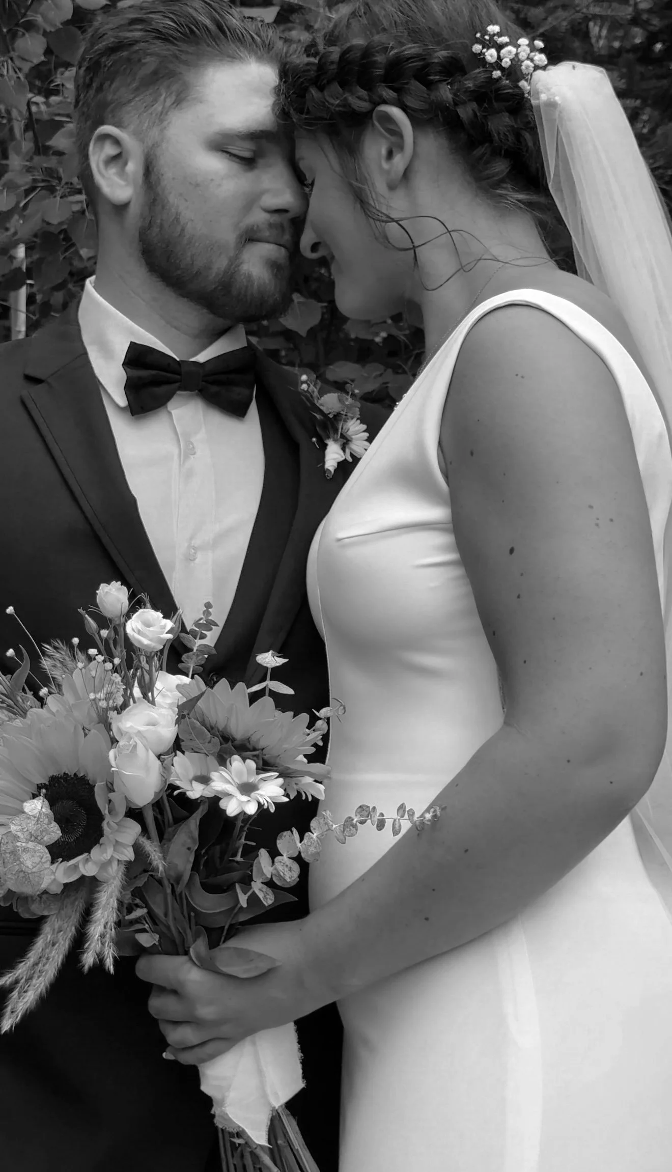 An Intimate &amp; Emotional Wedding in North Bay, Ontario
