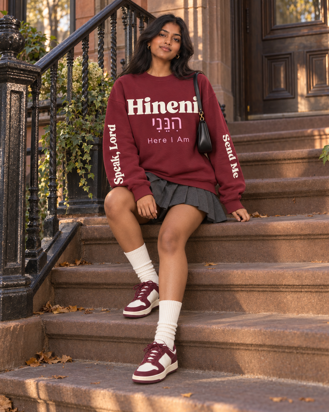 Hineni Sweater 2.png
