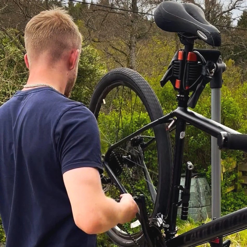 Full bicycle service at Canny Cycle Services near Banchory