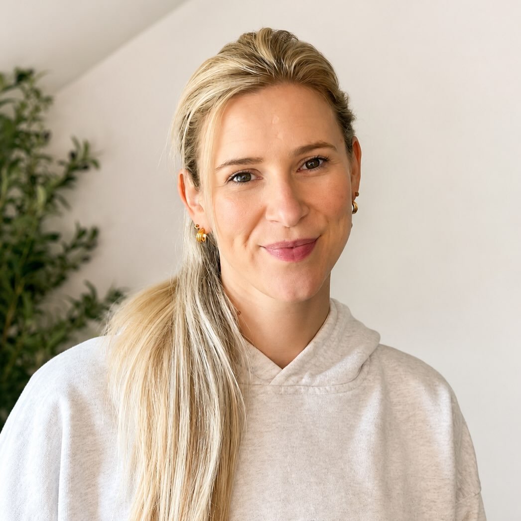 Hi all, I currently have a few spaces available for Personal Training and Pilates clients 😊

I offer mobile personal training across Haslemere, Petersfield and Midhurst, bringing all equipment and expertise to you.

With over 12 years of experience,