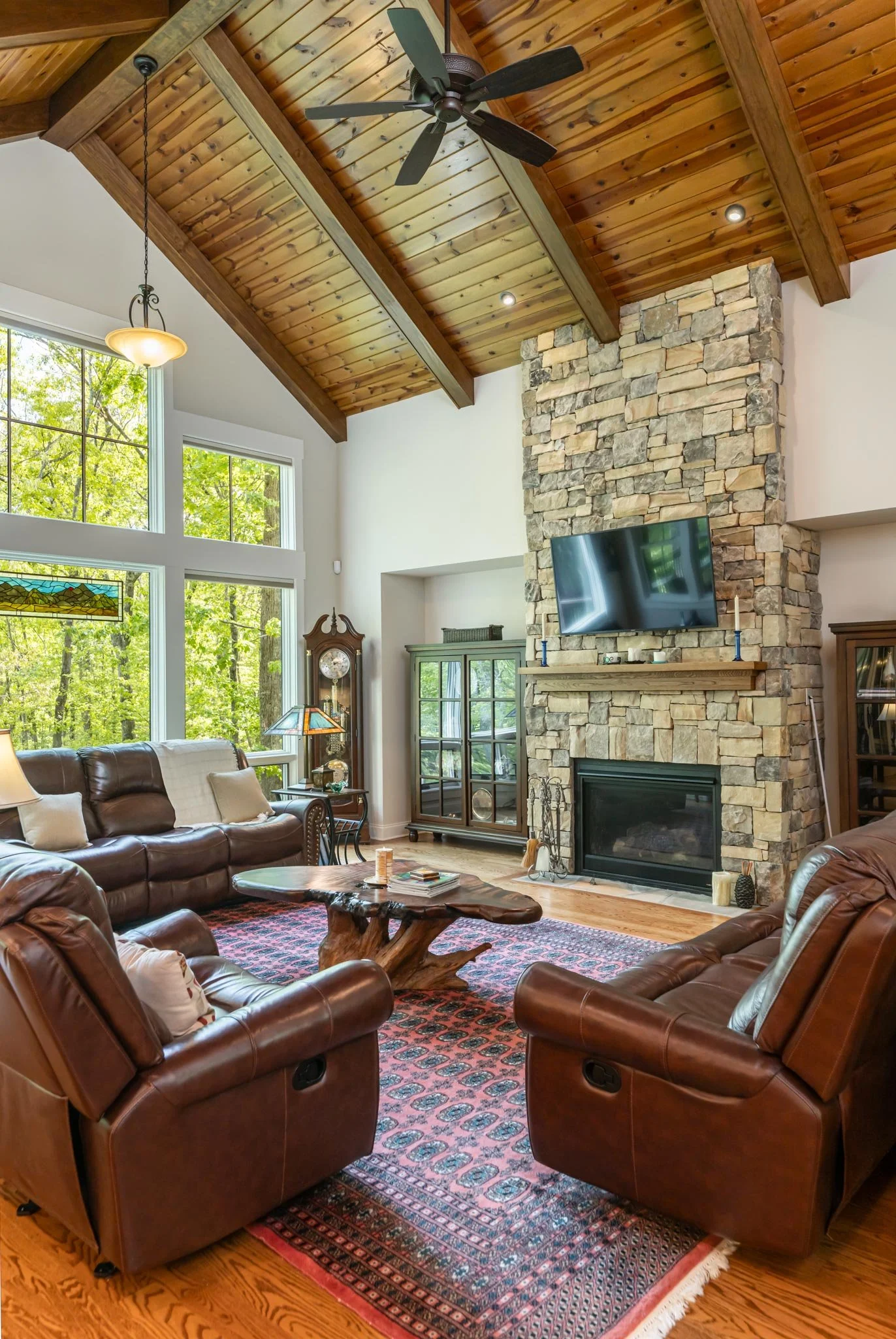Grand Highlands Bearwallow_AshtonPeters_Real Estate_587-Autumn-Sky-MLS-10_sm.jpg