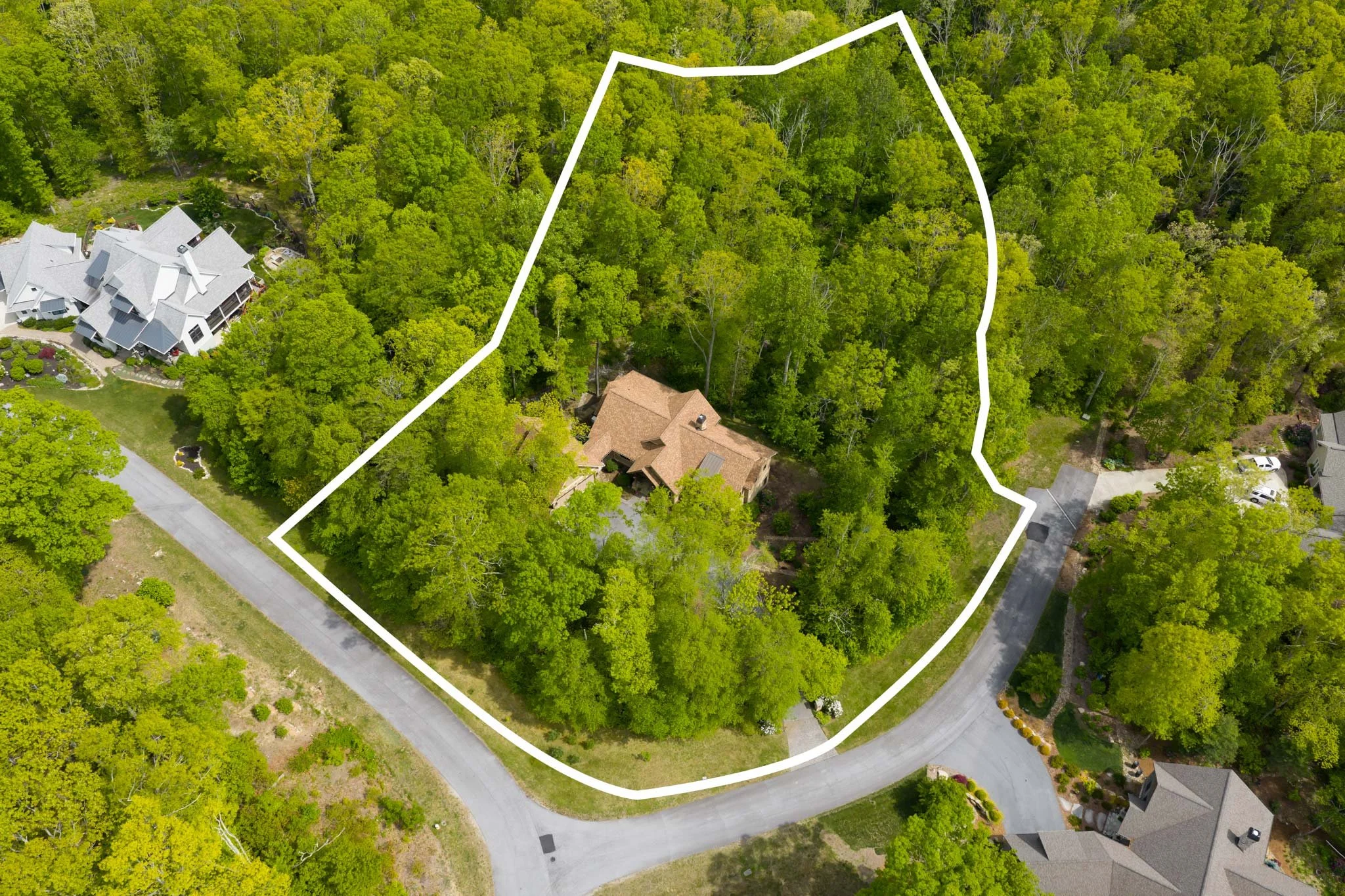Grand Highlands Bearwallow_AshtonPeters_Real Estate_587-Autumn-Sky-MLS-65_sm.jpg