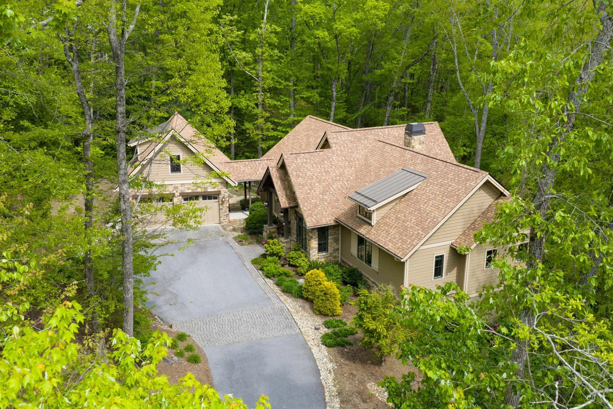 Grand Highlands Bearwallow_AshtonPeters_Real Estate_587-Autumn-Sky-MLS-68_sm.jpg
