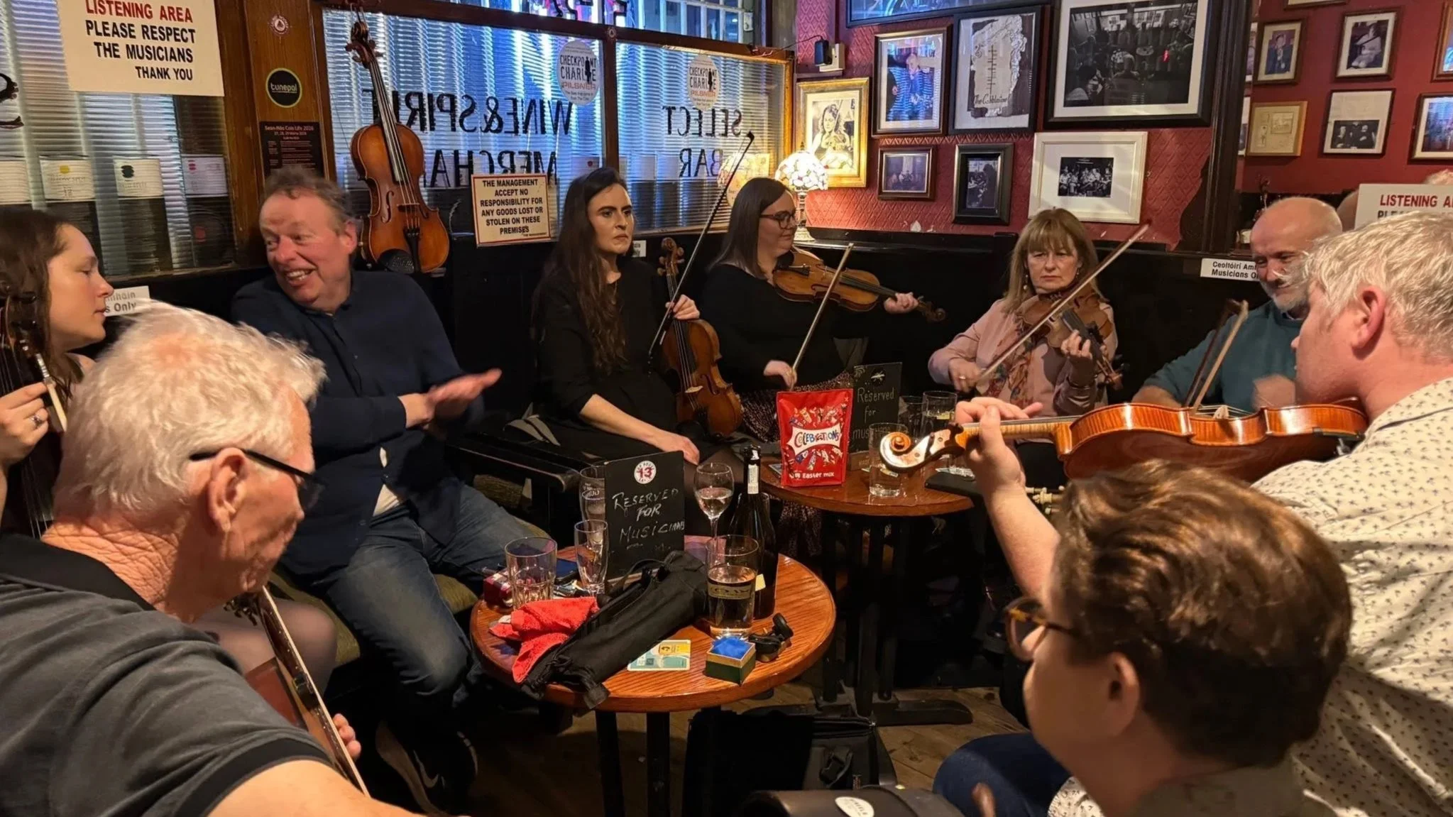 Sketch Ireland with Meagan Burns Trad Irish Music Dublin The Cobblestone