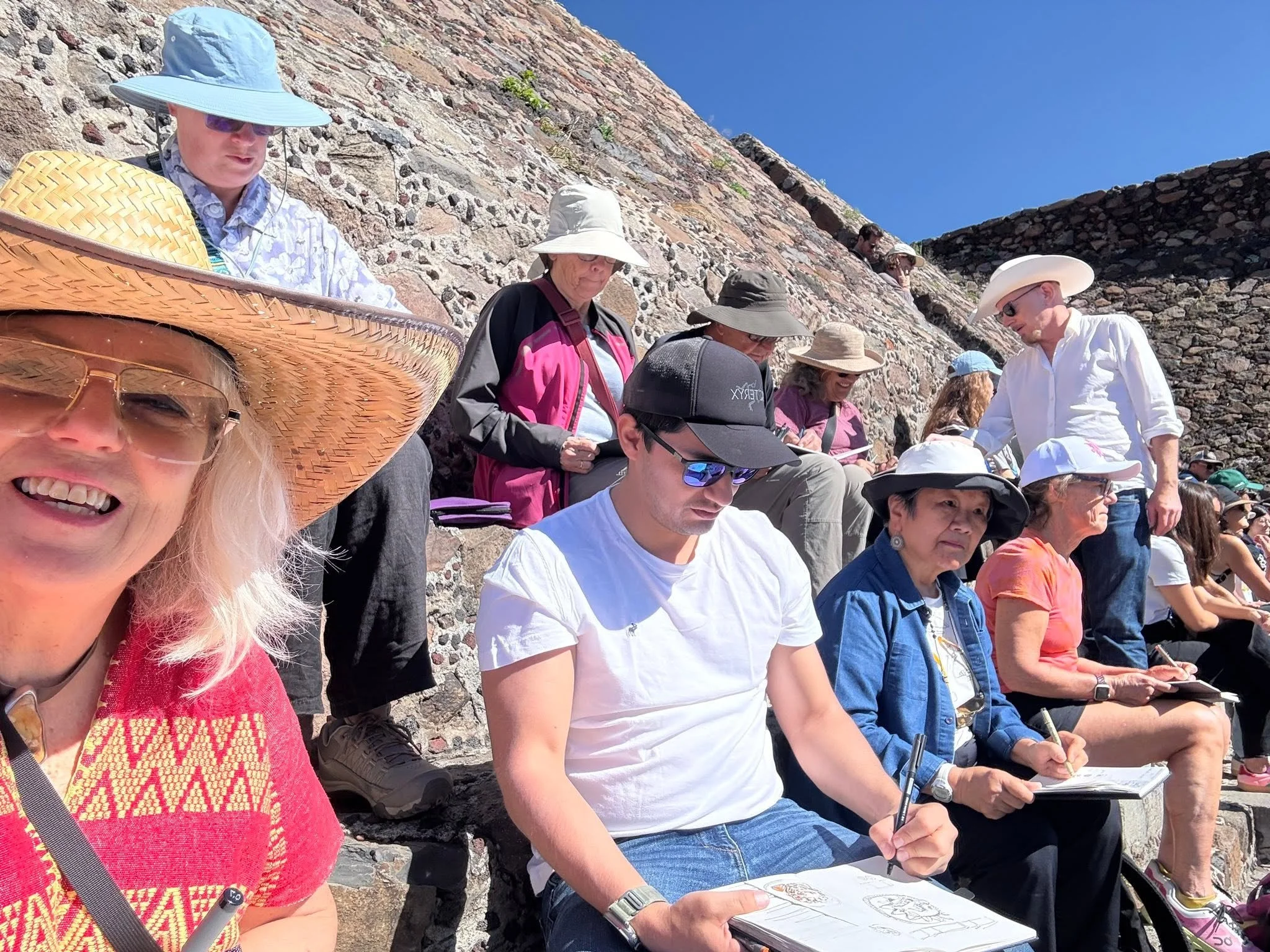 Felix Scheinberger teaching a sketch session at the Teothihucan Pyramids Mexico City, hosted by Meagan Burns