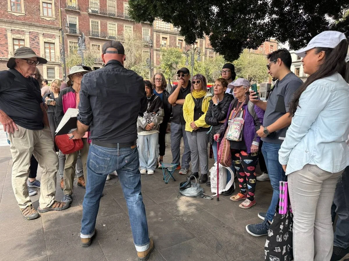 urban-sketching-demo-plaza-mexico-city.jpg