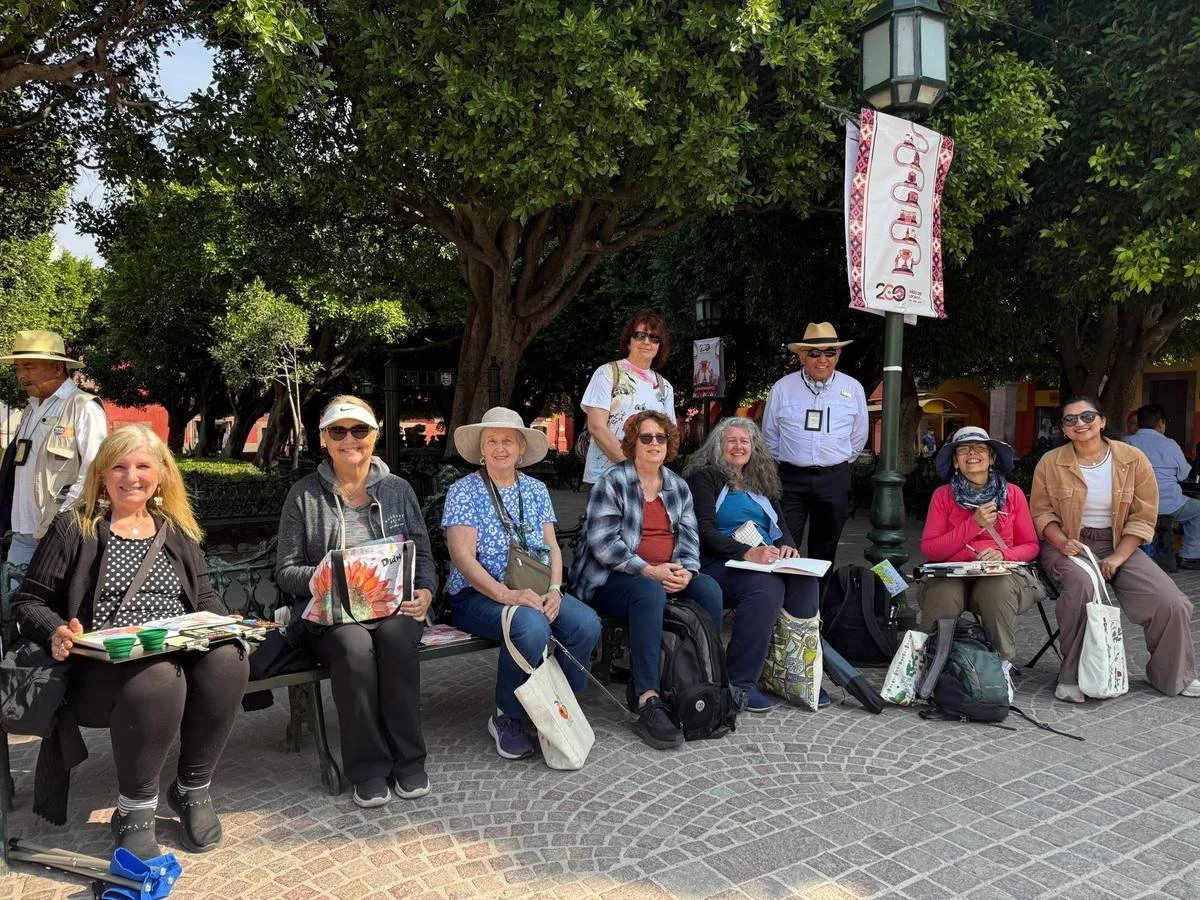 sketching-group-jardin-plaza-san-miguel-de-allende.jpg
