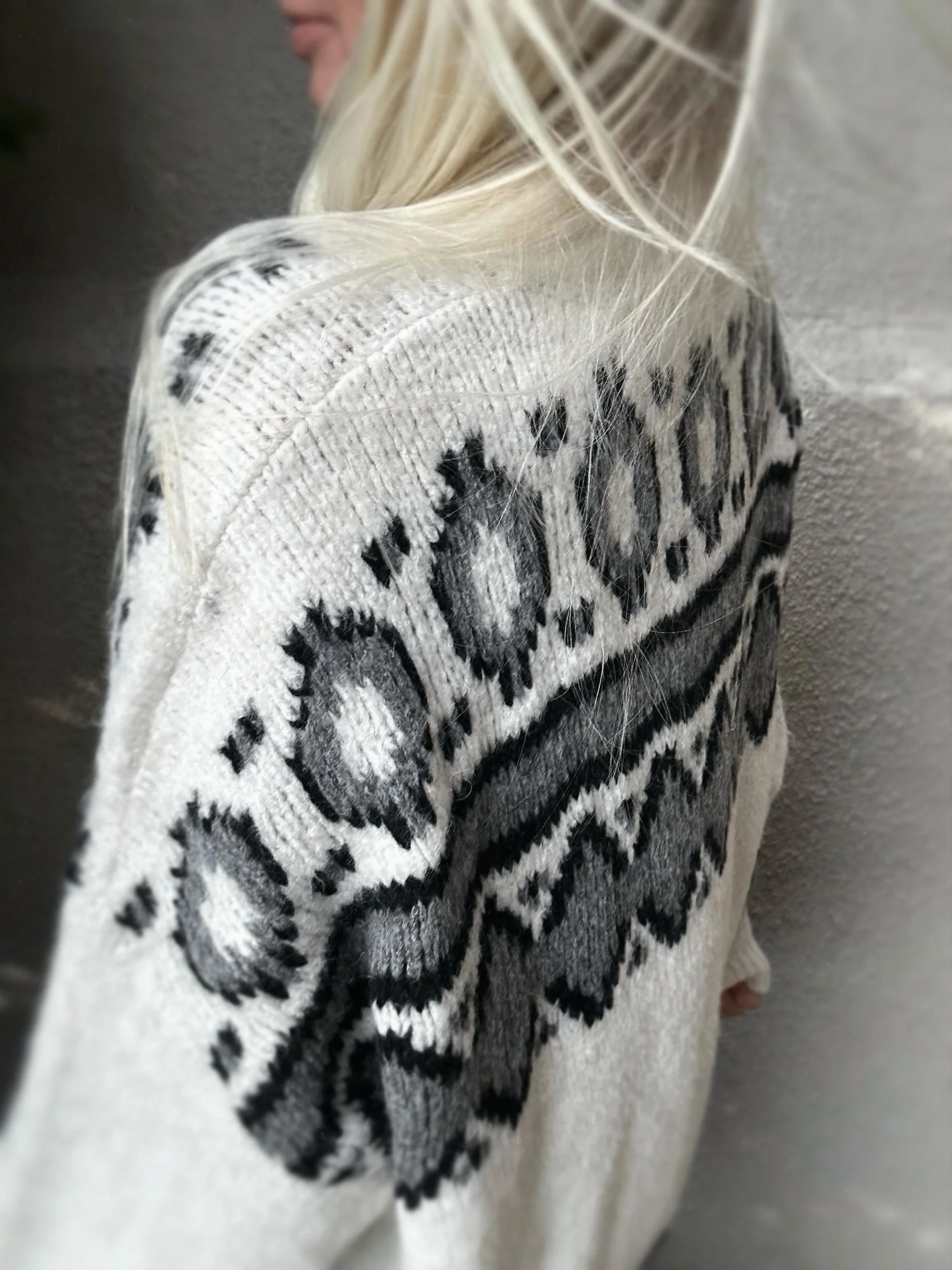 Close up shoulder detail of the Banditas Coastal Thread Makawao Sweater