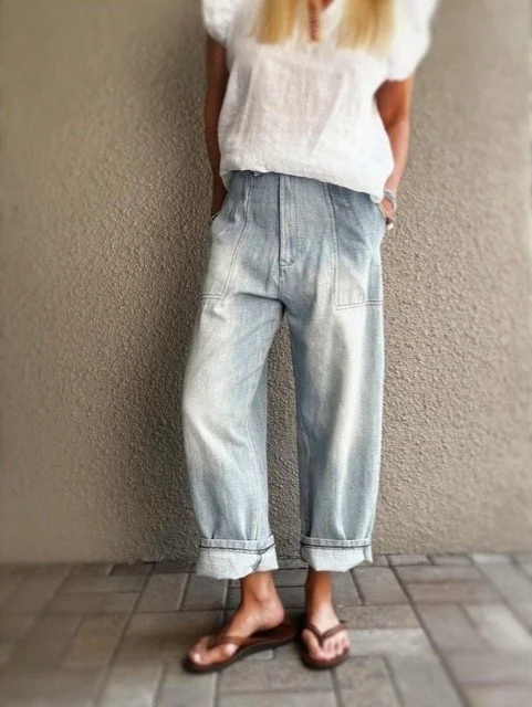 Banditas Nashi light-wash denim jeans with barrel-leg fit and utility pockets