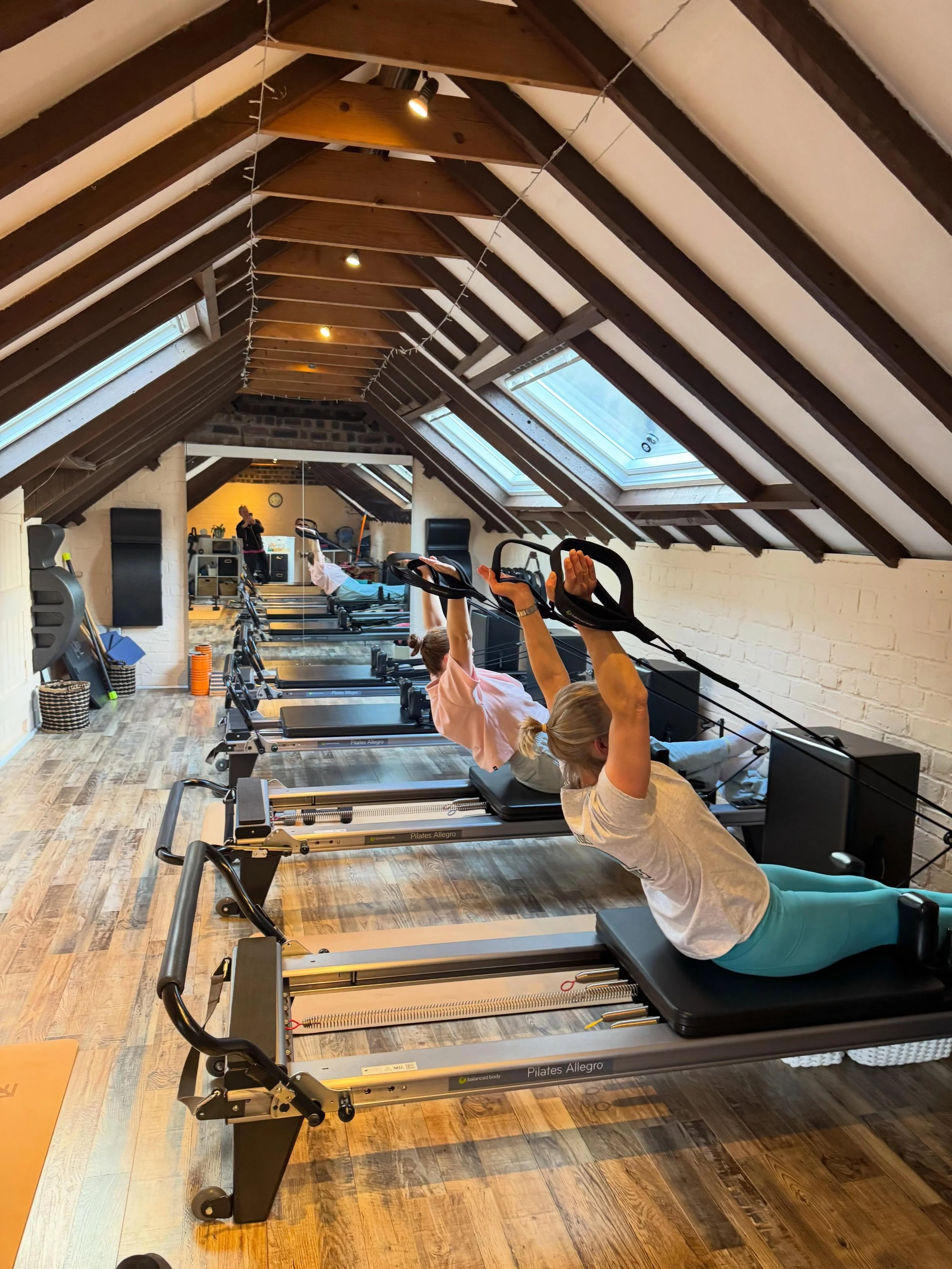 Did you know about our referral programme ? 

When you refer a friend you get &pound;10 added to your account to redeem off your next purchase 🤗

Friends who back row together stay together ❤️