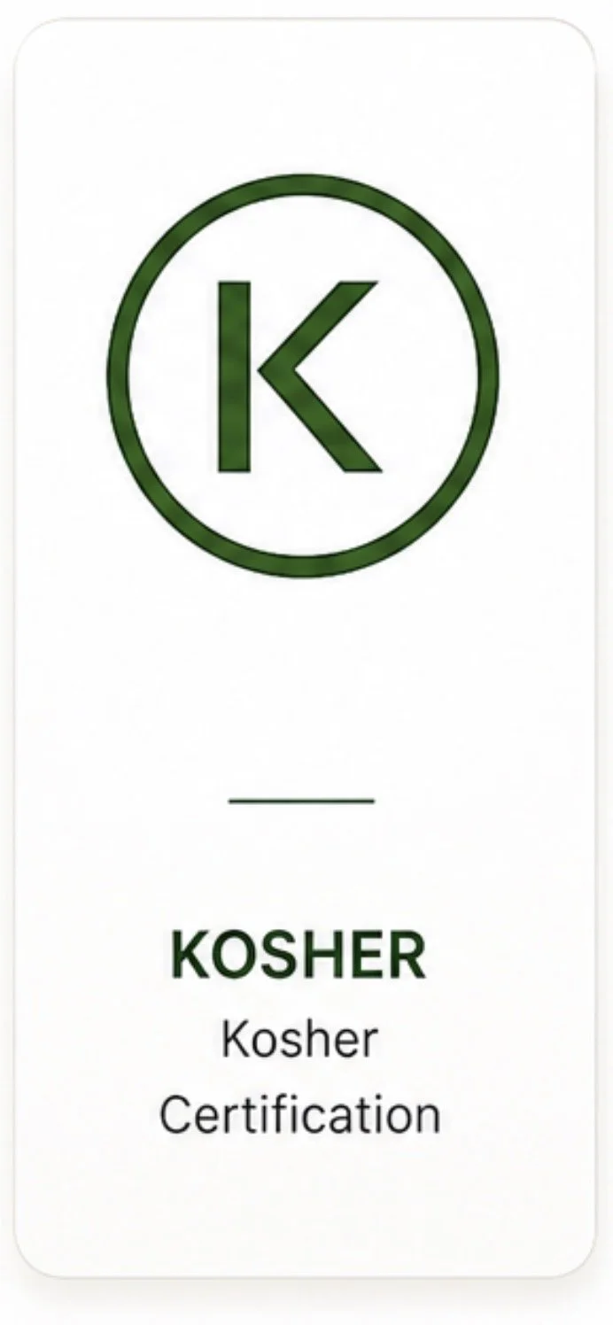 Weiße Verpackung mit grünem K-Stempel, Beschriftung "KOSHER", "Kosher Certification" in Deutsch und Englisch.