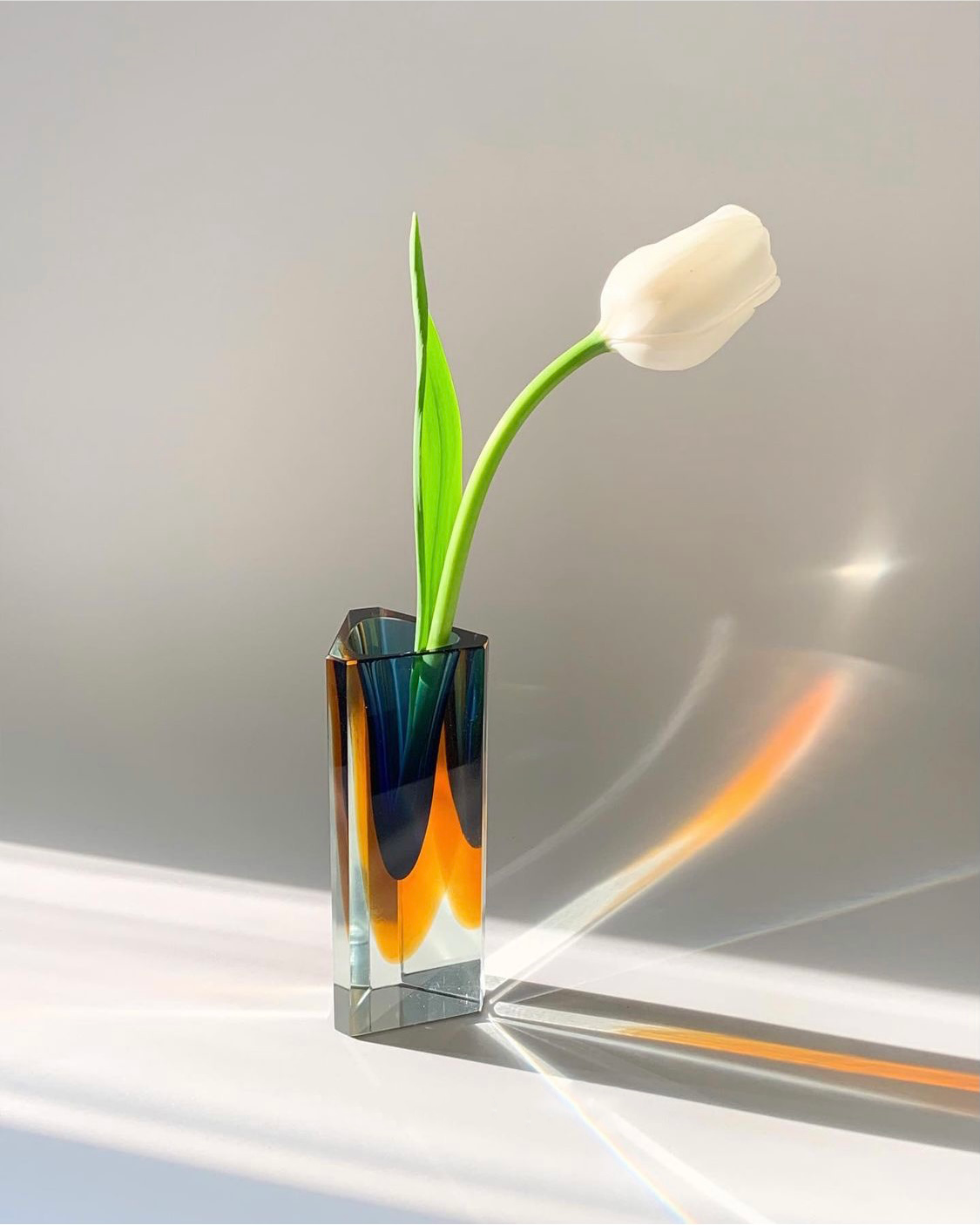 art glass vase.png