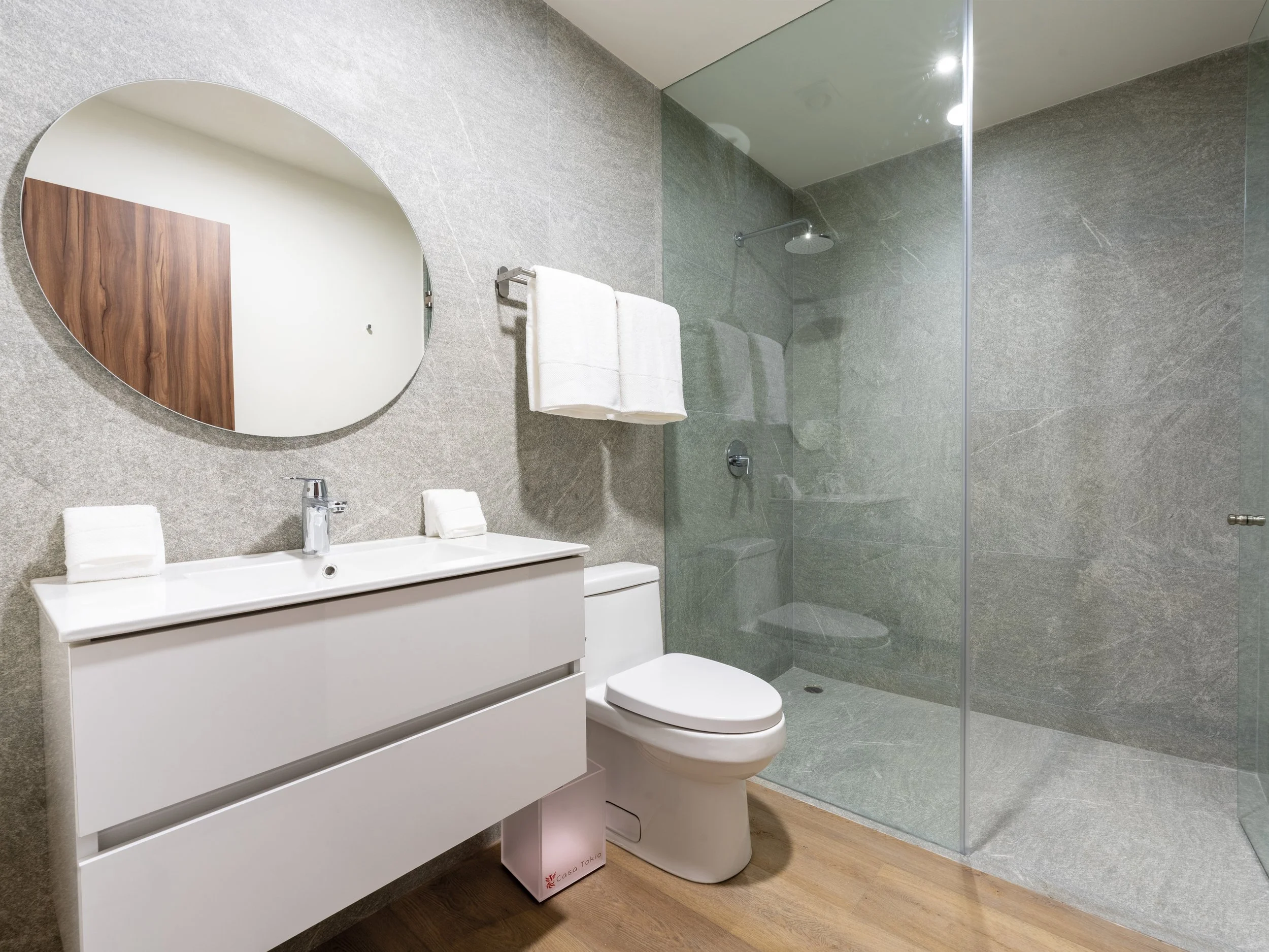 con room 10.jpg