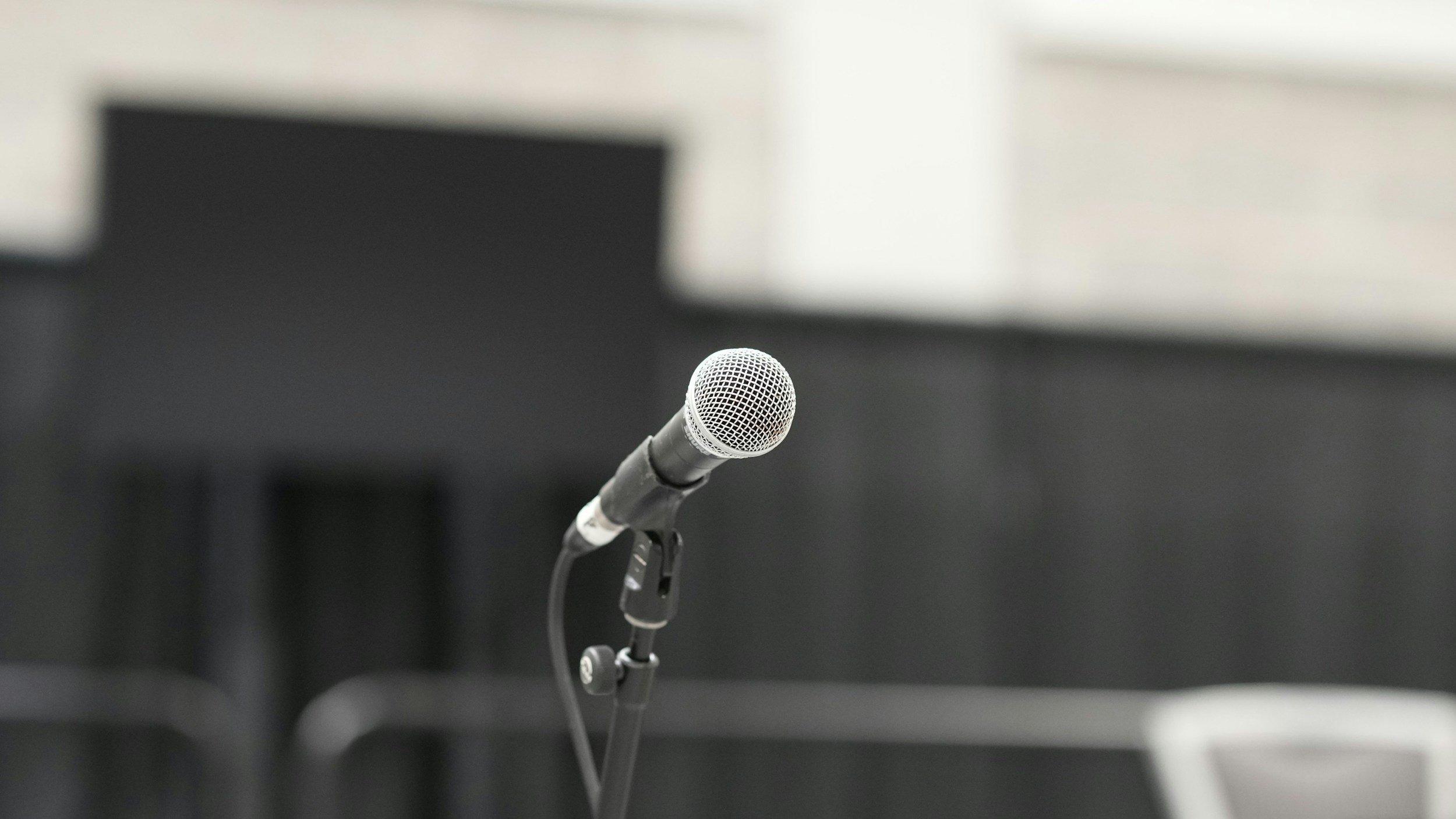 Microphone