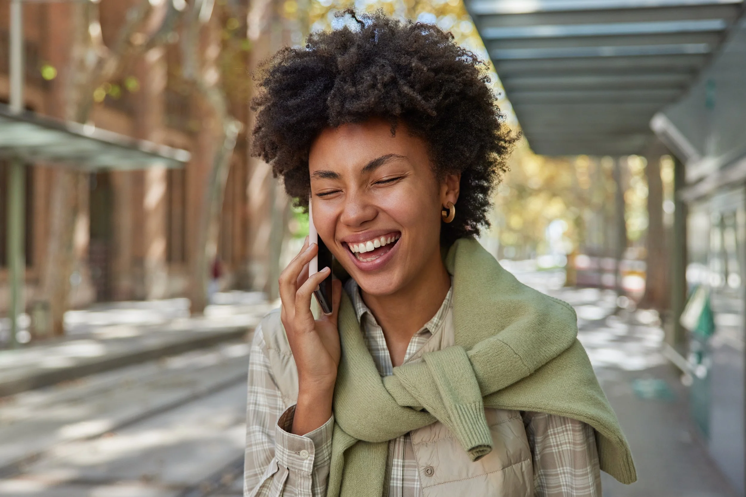 The Great Reconnect: How Even Tiny Gestures Can Rekindle Friendships That Fizzled Out