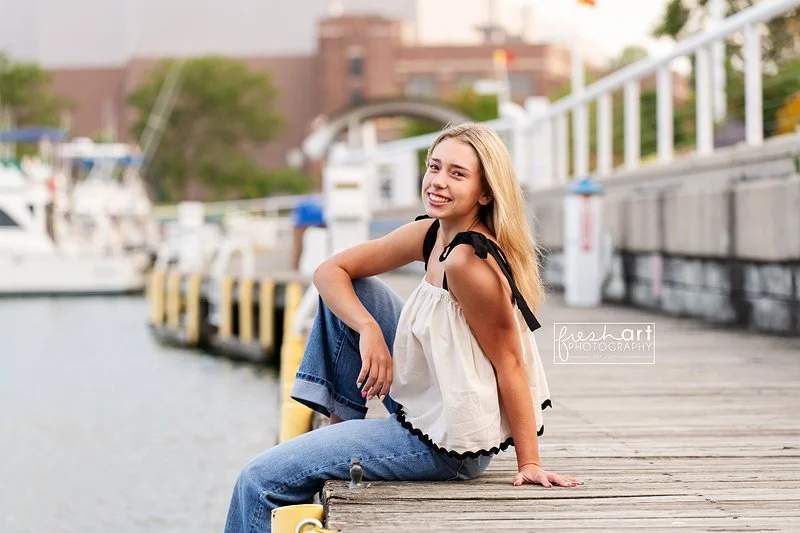 portwashington_wisconsin_seniorphotography.jpg