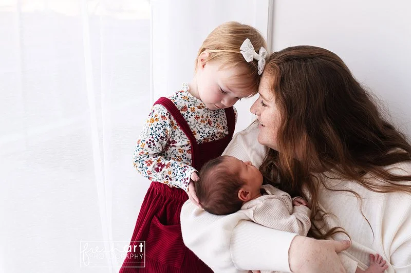 newborn-photographer-stlouis.jpg