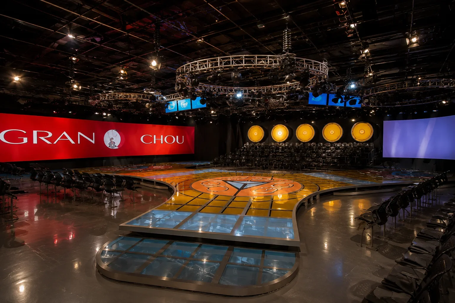gran-chou-tv-show-set-design.webp