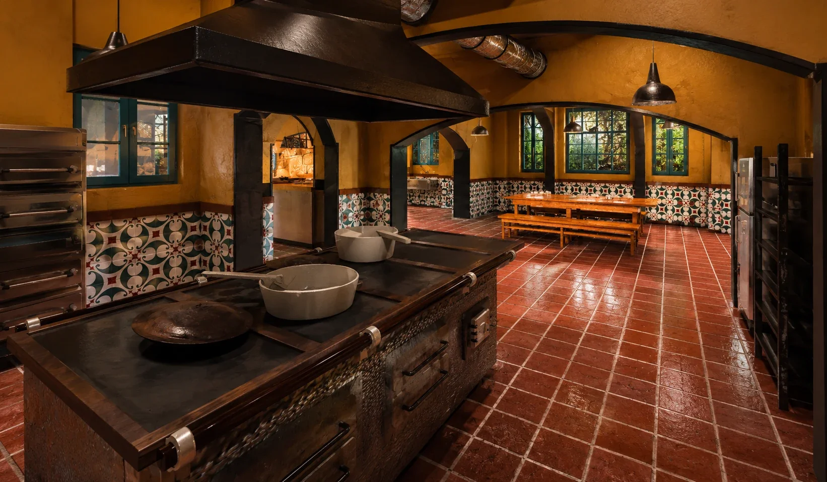 cocina-orfanato-azul-set-cinematografico-david-miranda.webp