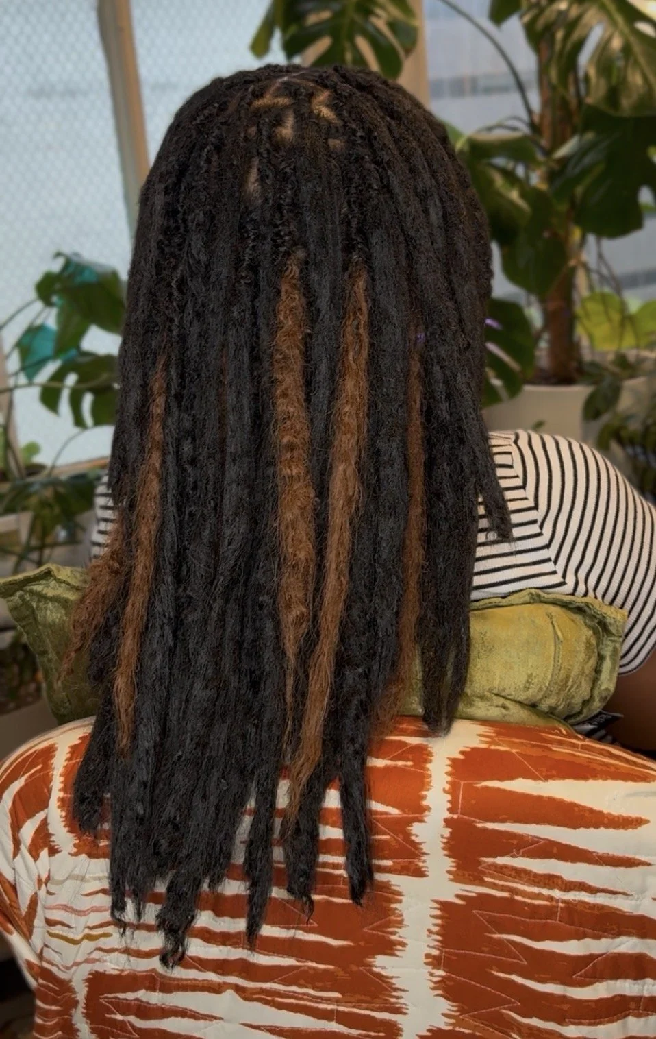 Flow Locs - Natural  Ends