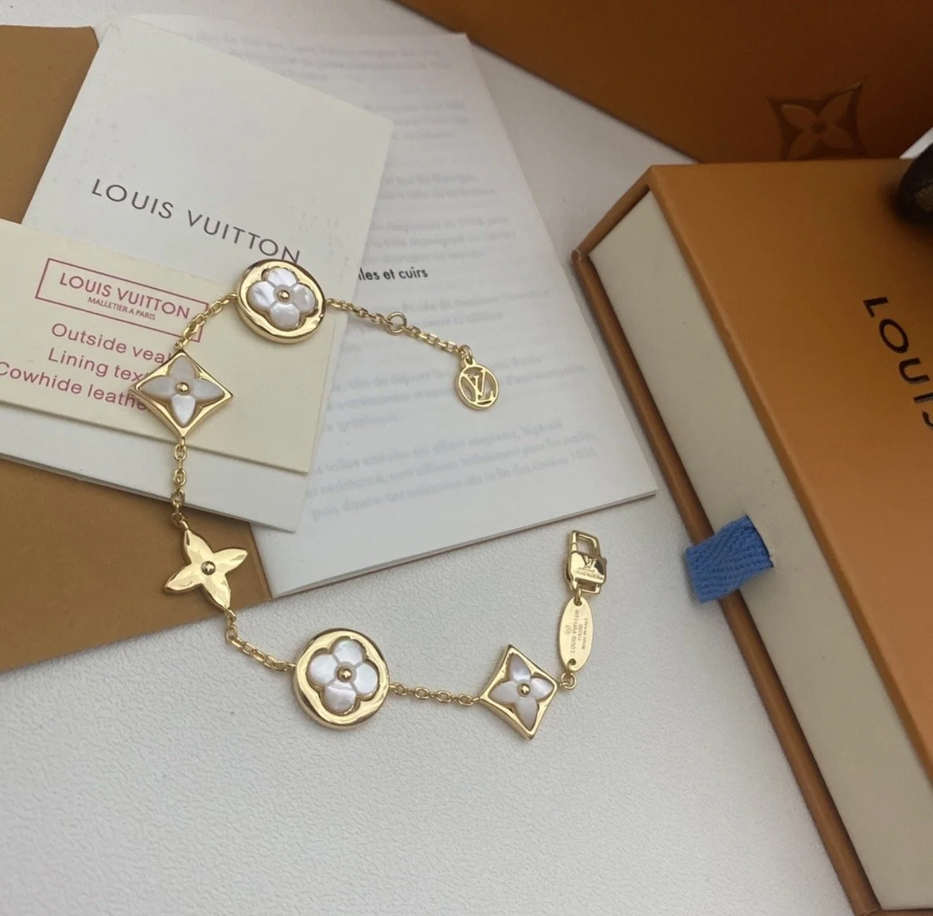 Elegant Mother Pearl Bracelet