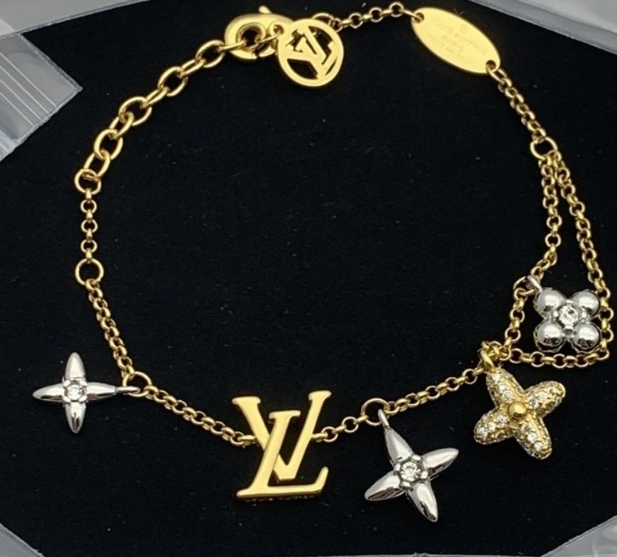 Queen's Bracelet