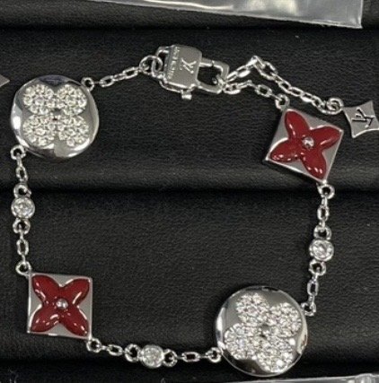 Ivana's Luxe Floral Bracelet