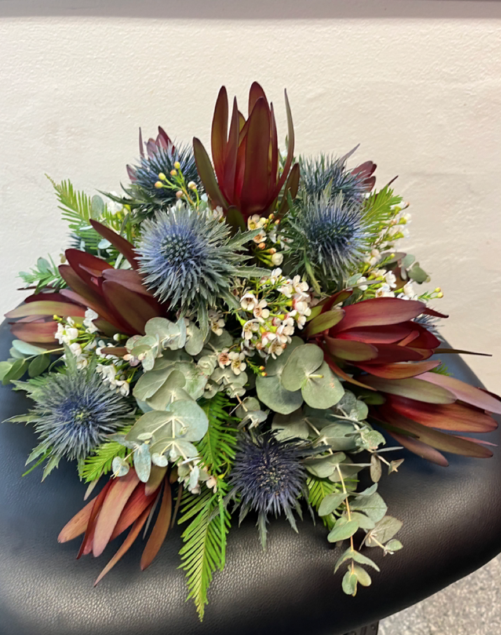 Native posey bowl arrangment