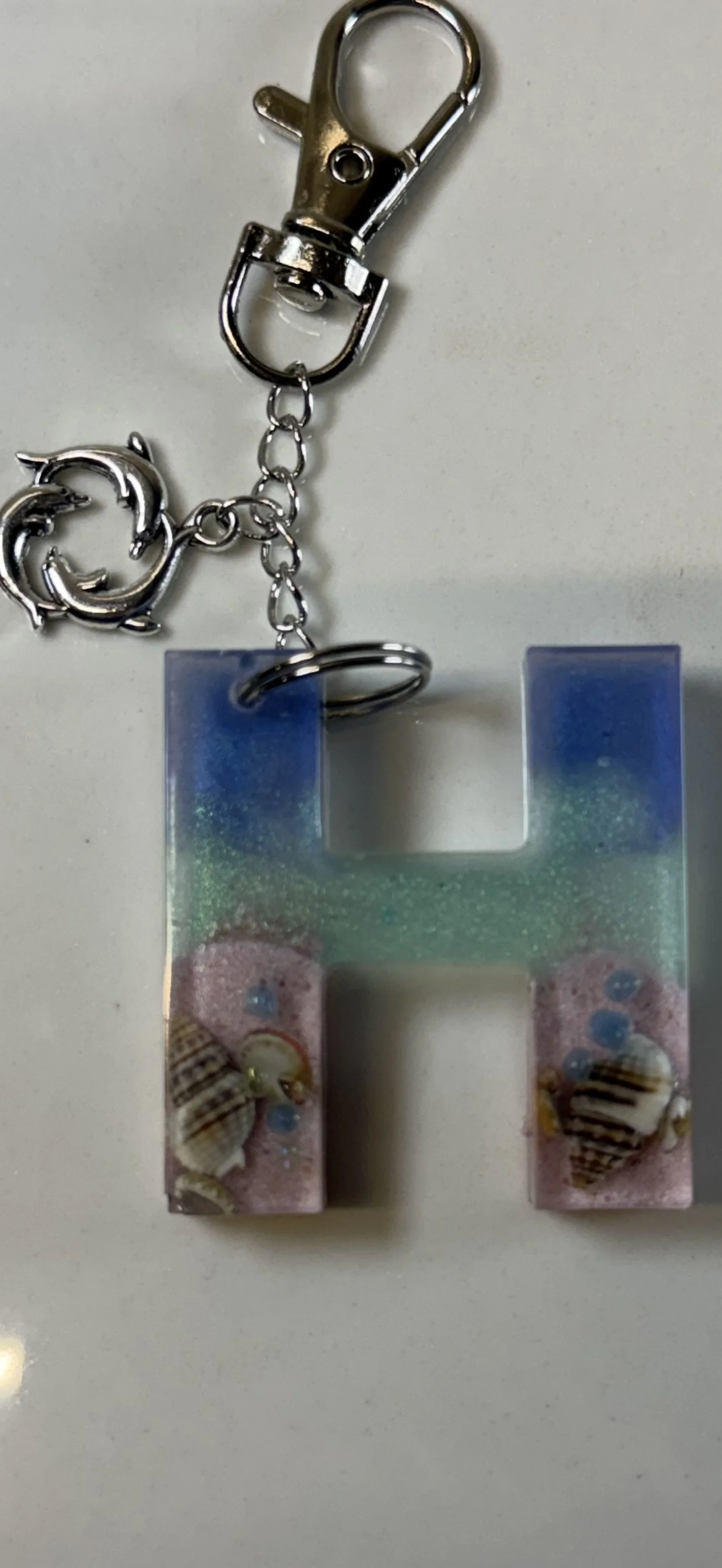 Ocean Breeze Resin Letter 'H' Keychain #84