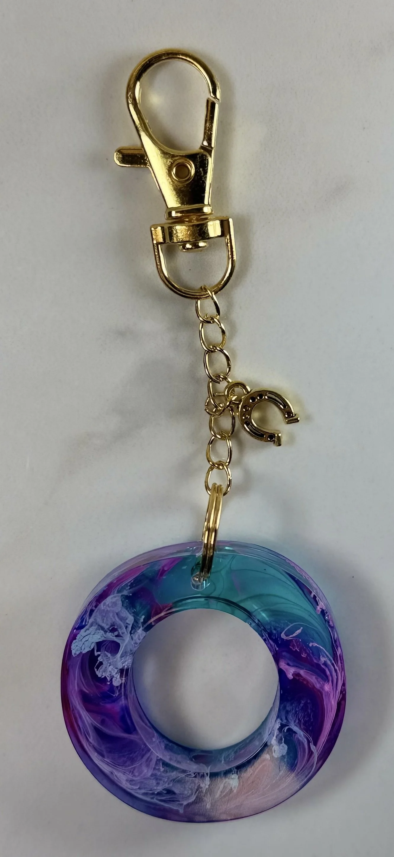 Vibrant Resin Letter 'O' Keychain with Gold Chain #6
