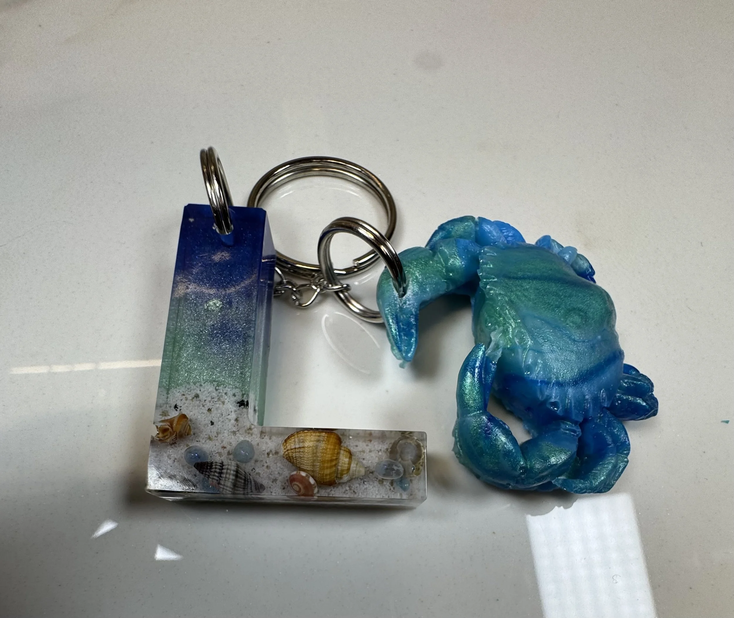 Ocean-Themed Resin Letter "L" Keychain with Crab Charm #57