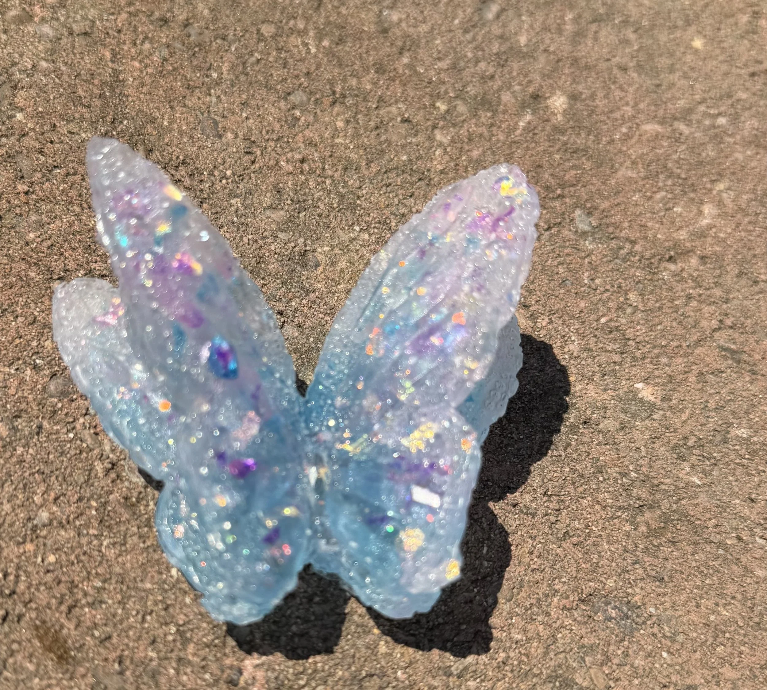 3D Resin Butterfly White with Purple Glitter #94