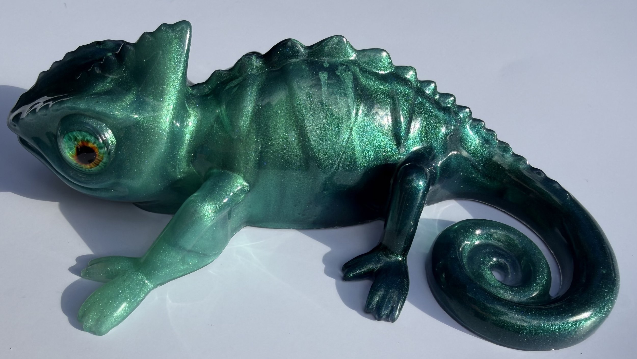 Resin Chameleon Decor Dark Blue & Teal