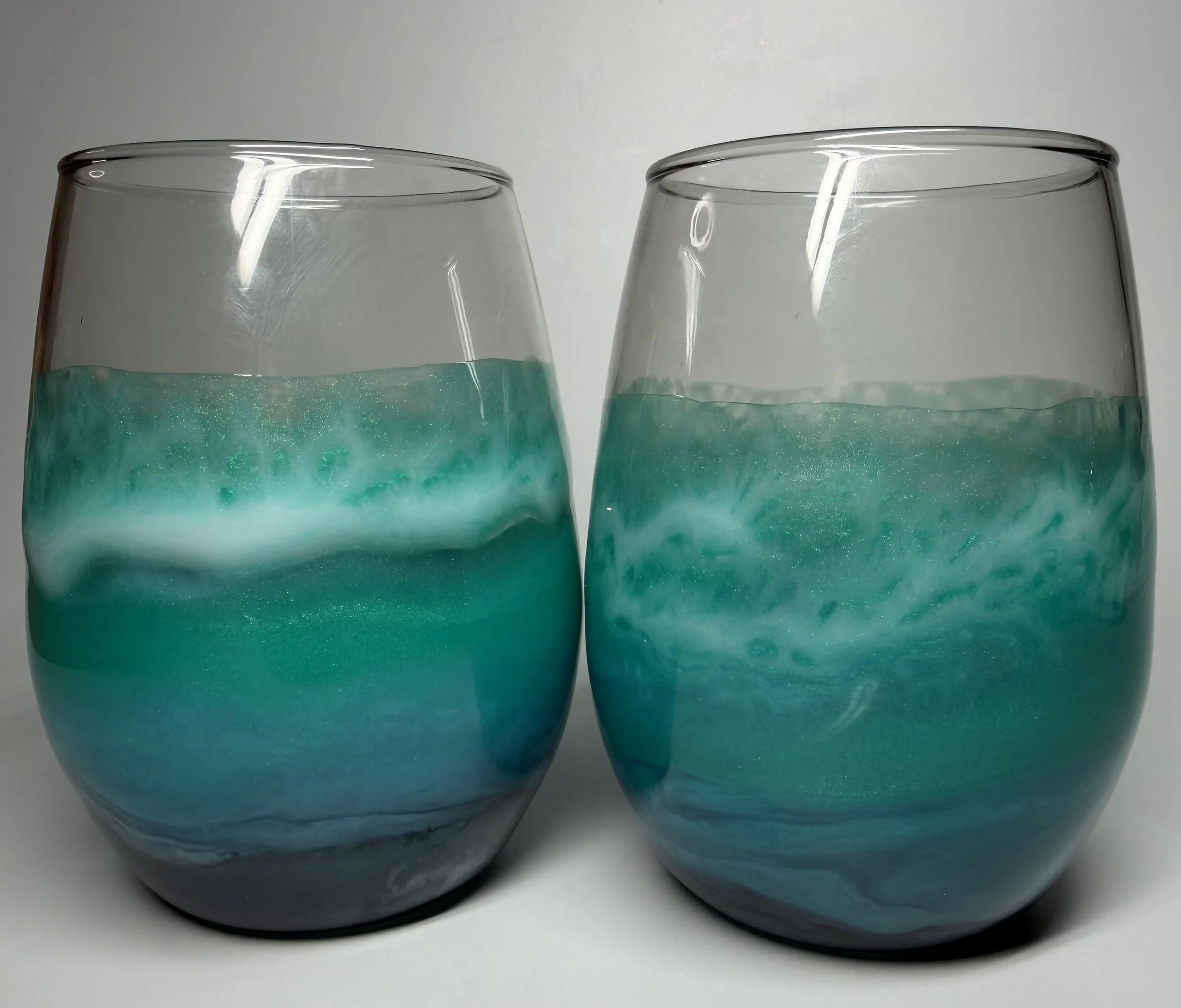 Ocean Wave Resin Stemless Wine Glasses