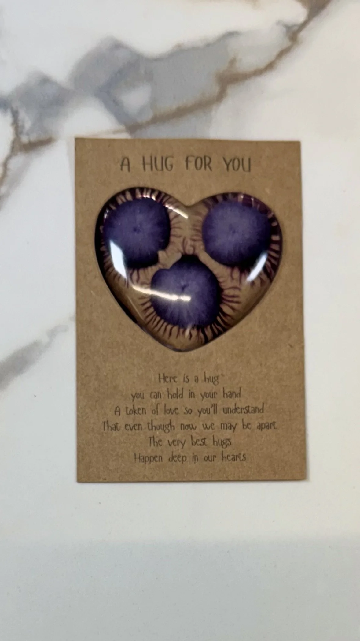 Heartfelt Resin Pocket Hug with Quote Card #595